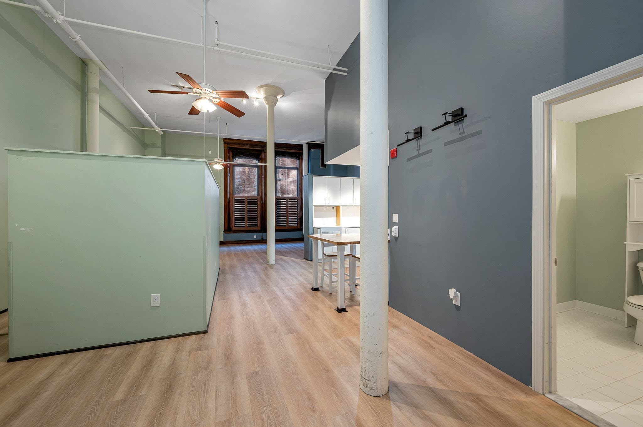 Condominium at 172 Middle St # 204, Lowell MA 01852, Lowell, photo 2 of 31