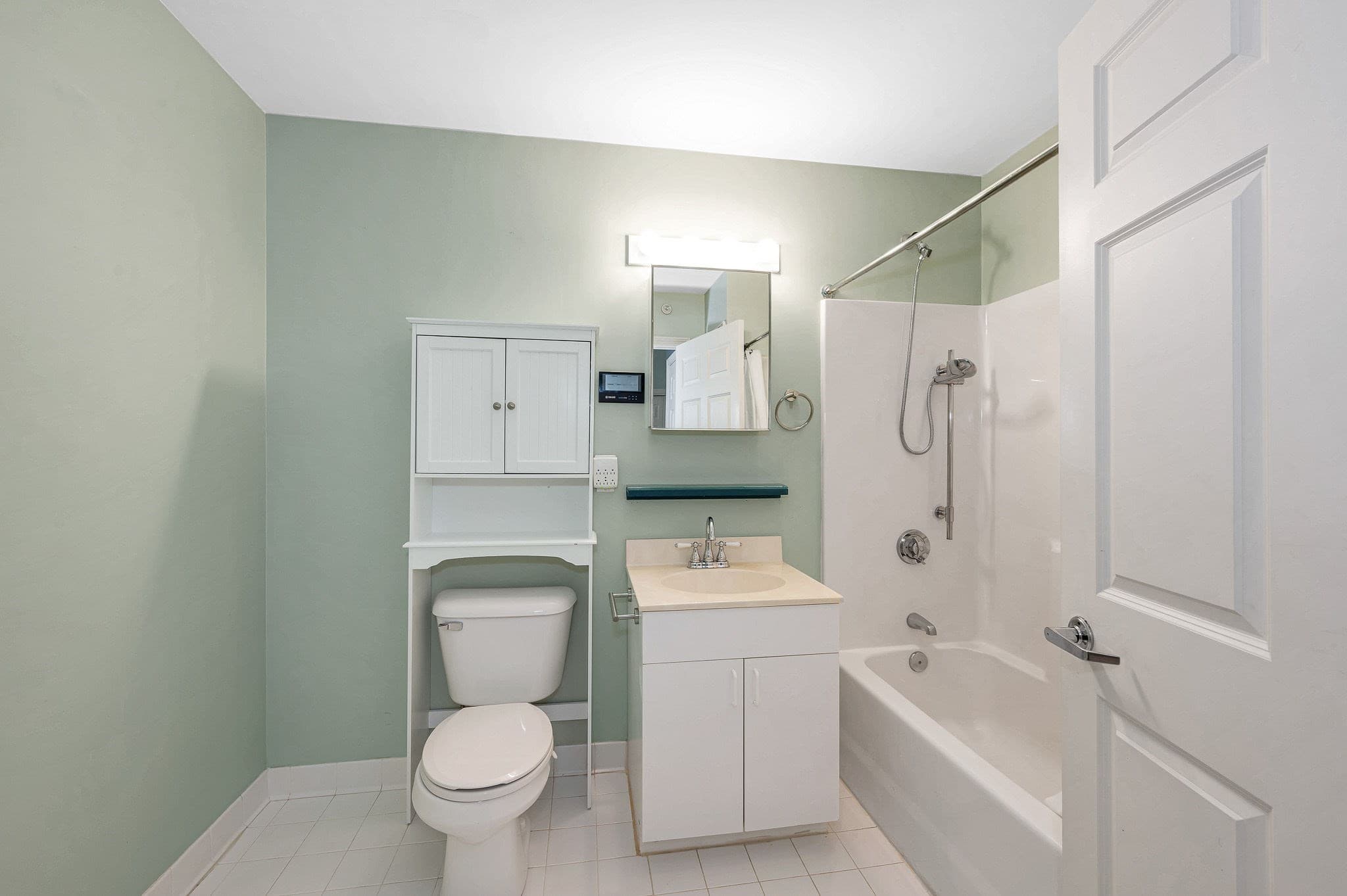 Condominium at 172 Middle St # 204, Lowell MA 01852, Lowell, photo 17 of 31