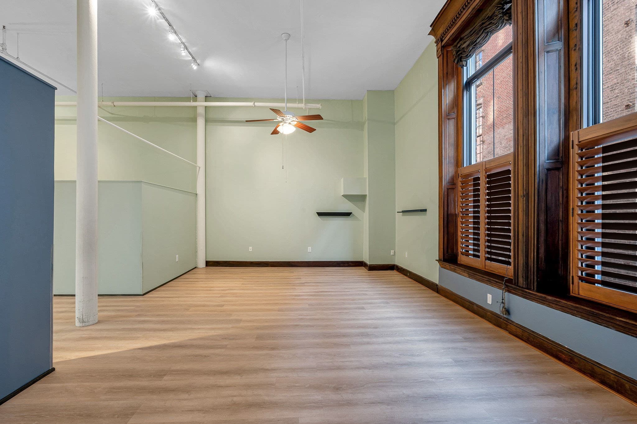 Condominium at 172 Middle St # 204, Lowell MA 01852, Lowell, photo 9 of 31