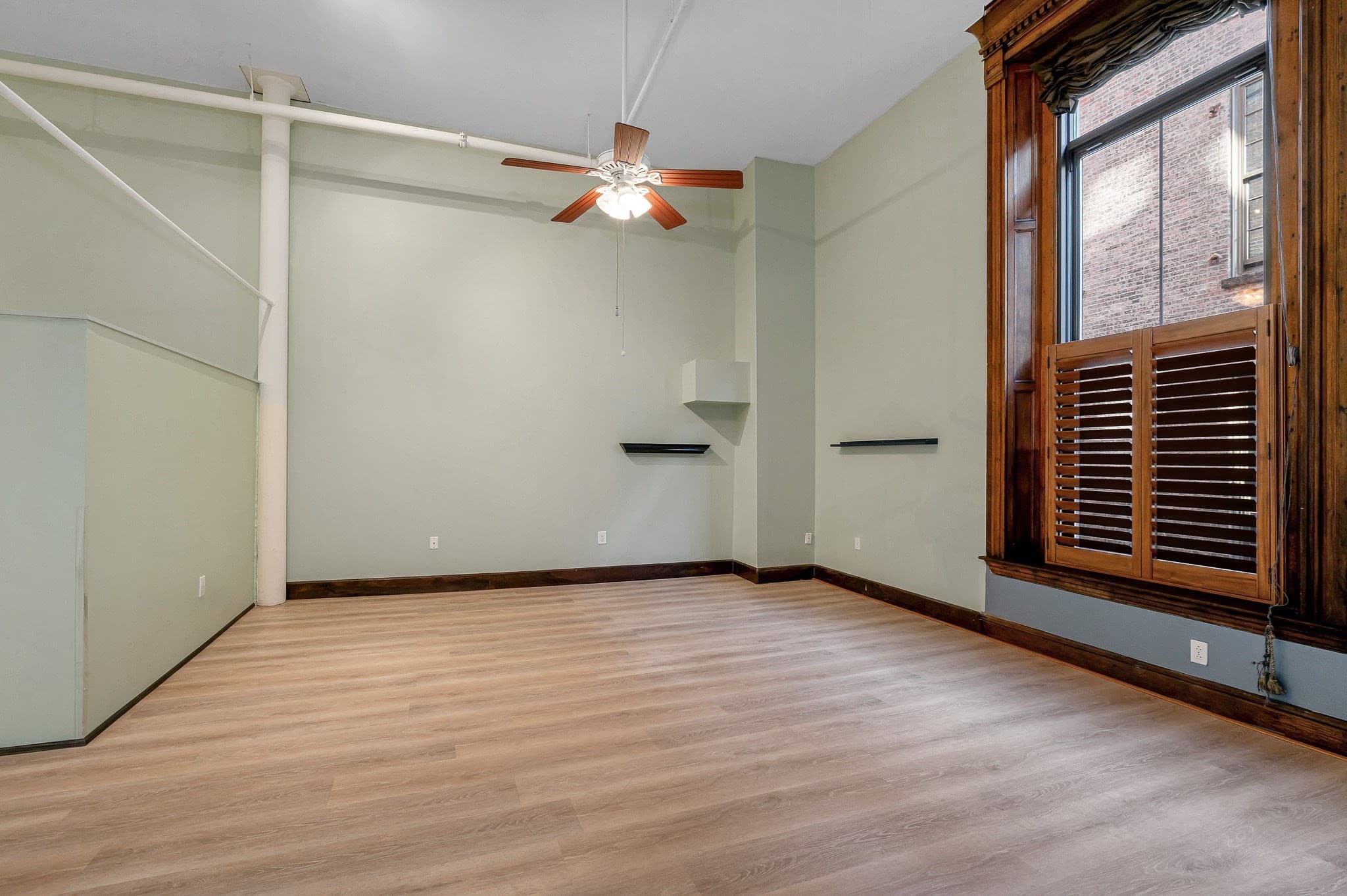 Condominium at 172 Middle St # 204, Lowell MA 01852, Lowell, photo 11 of 31