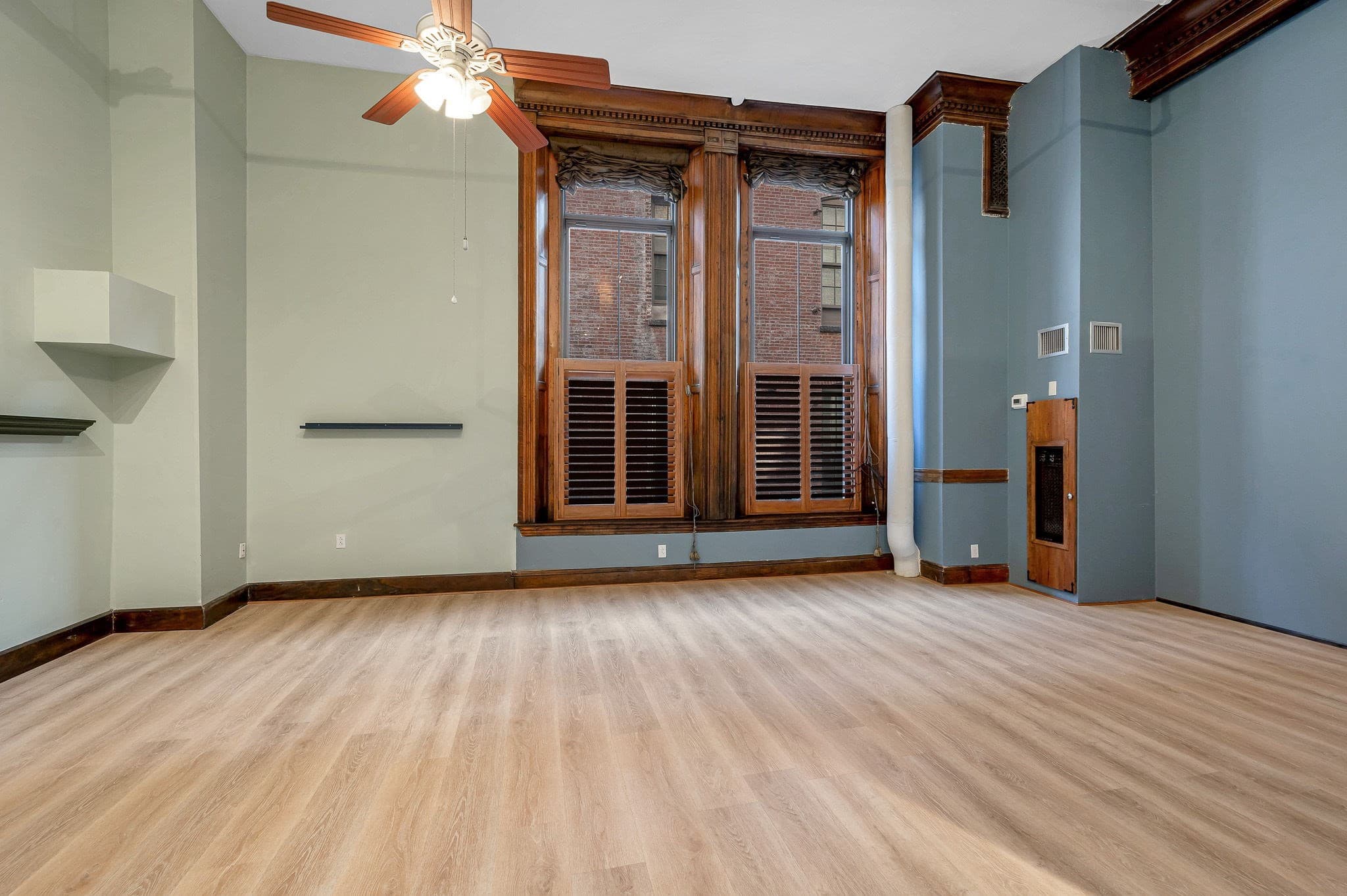 Condominium at 172 Middle St # 204, Lowell MA 01852, Lowell, photo 8 of 31