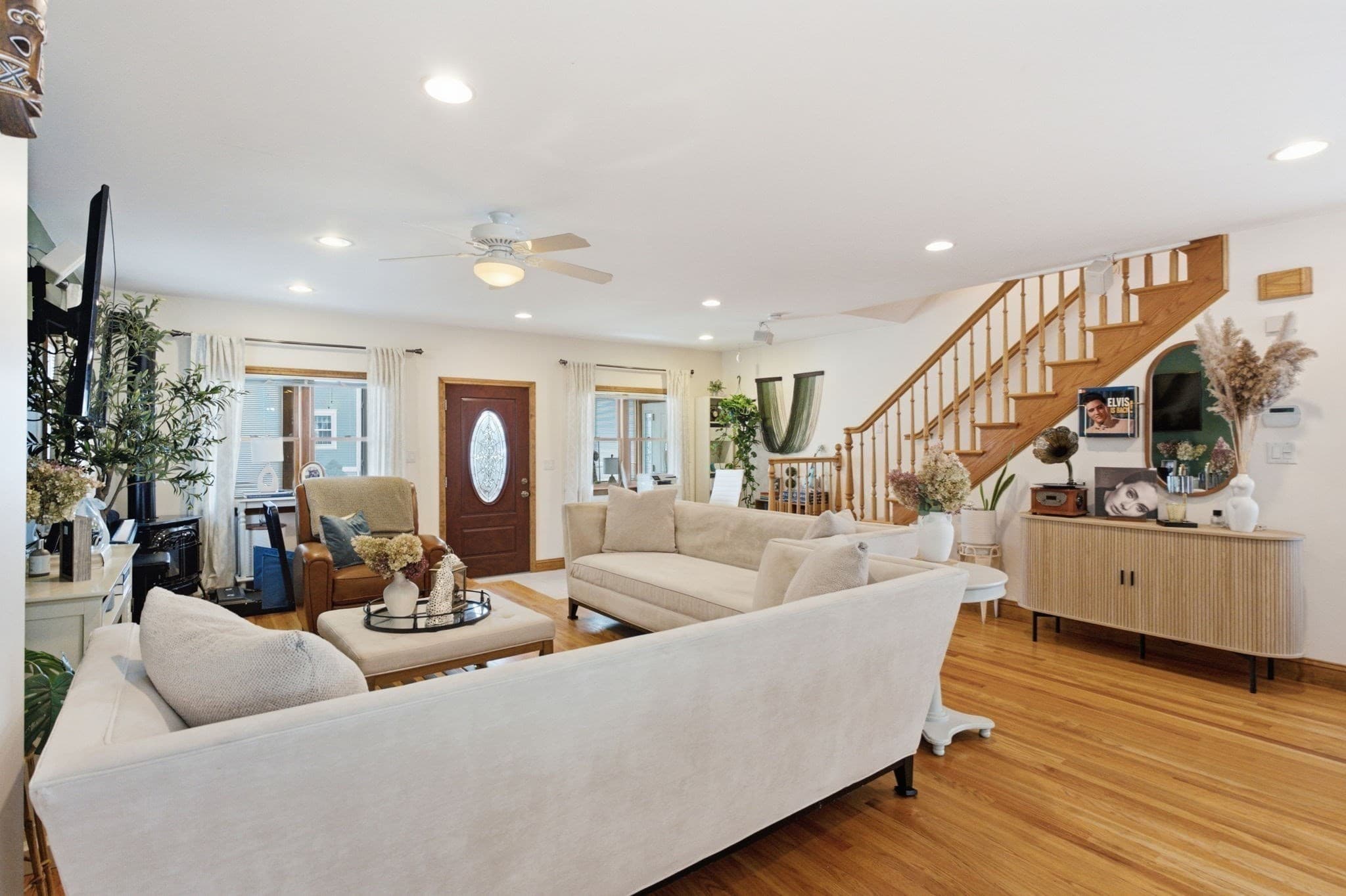 Single Family Residence at 35 Triton Ave, Winthrop MA 02152, Winthrop, photo 4 of 28