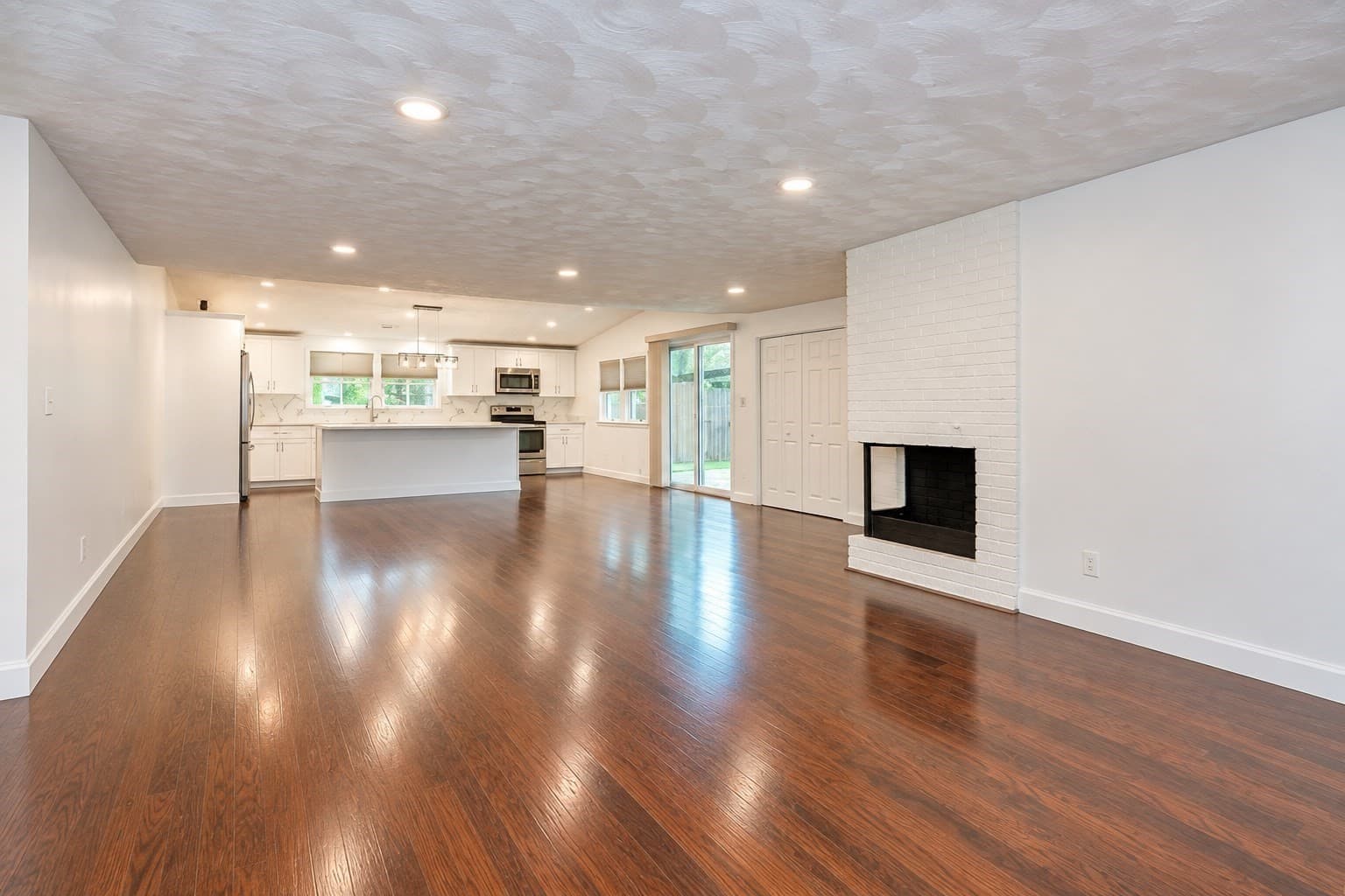 Single Family Residence at 12 Fairfield Ter, Framingham MA 01701, Framingham, photo 3 of 24