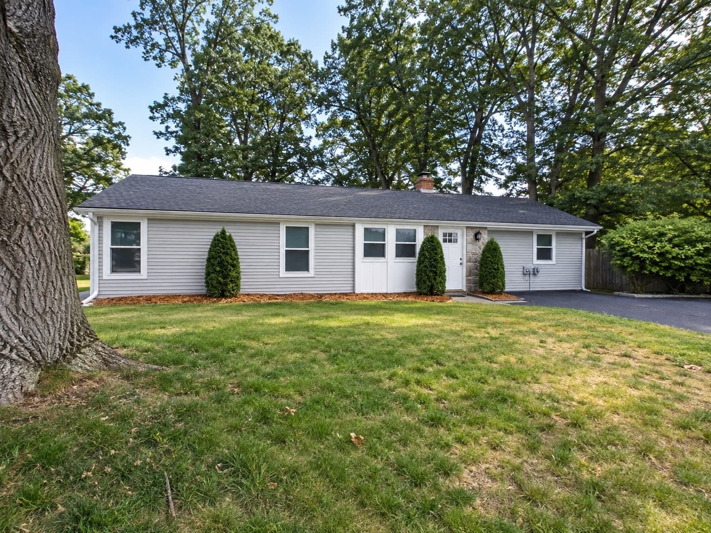 12 Fairfield Ter, Framingham MA 01701