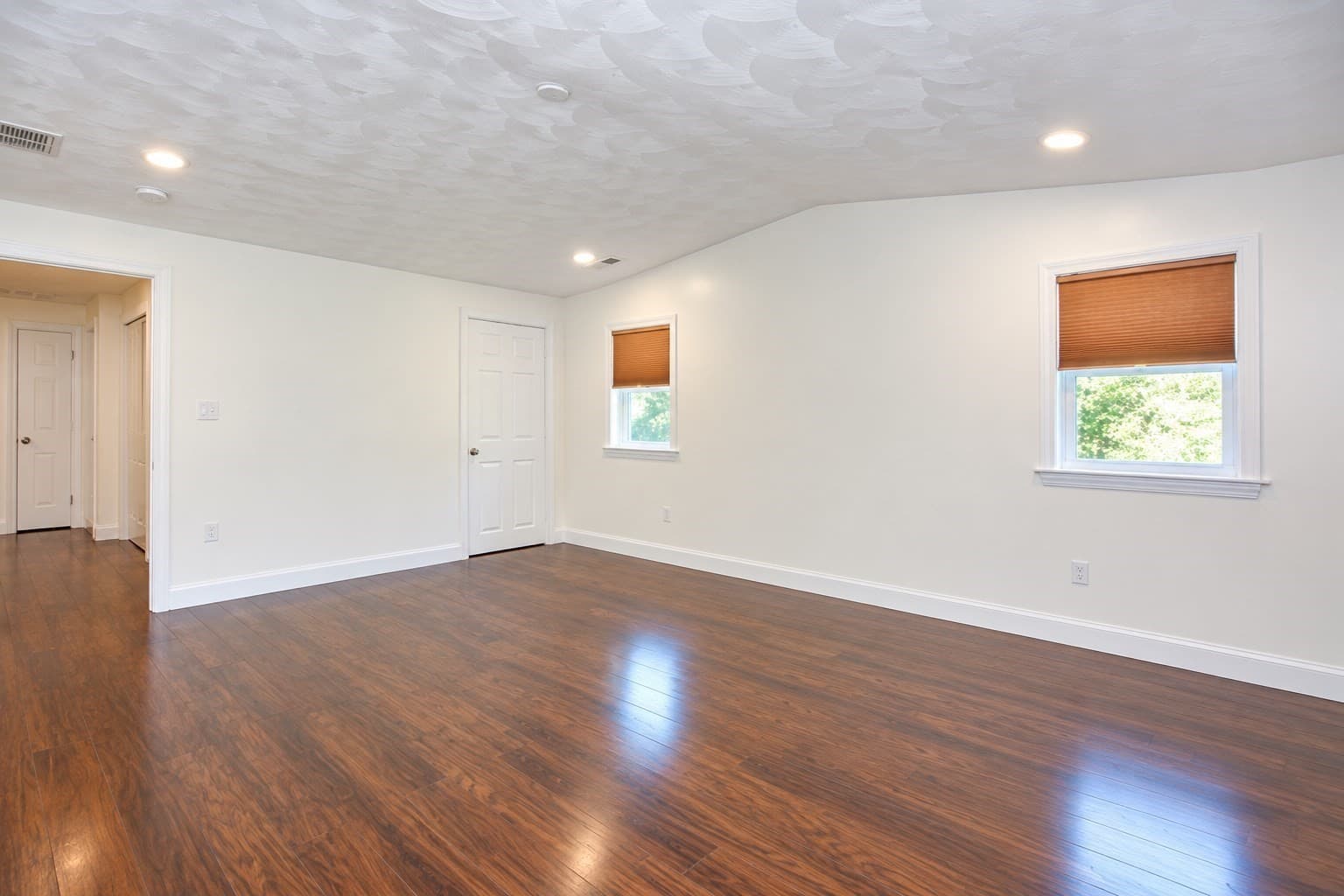 Single Family Residence at 12 Fairfield Ter, Framingham MA 01701, Framingham, photo 10 of 24