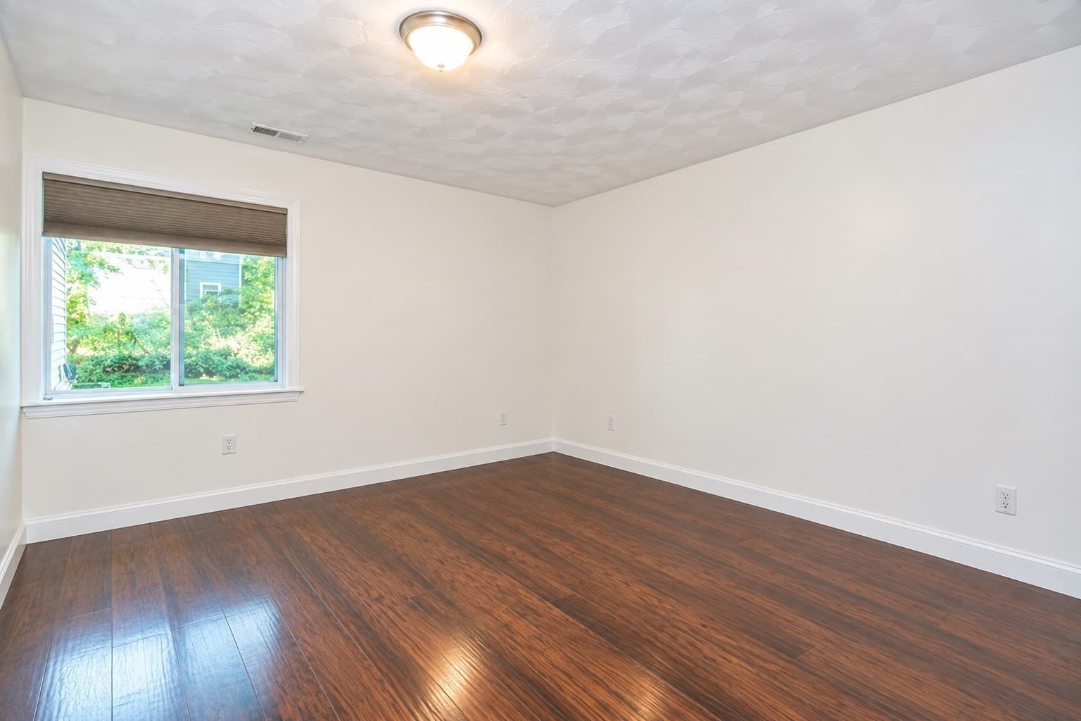 Single Family Residence at 12 Fairfield Ter, Framingham MA 01701, Framingham, photo 15 of 24