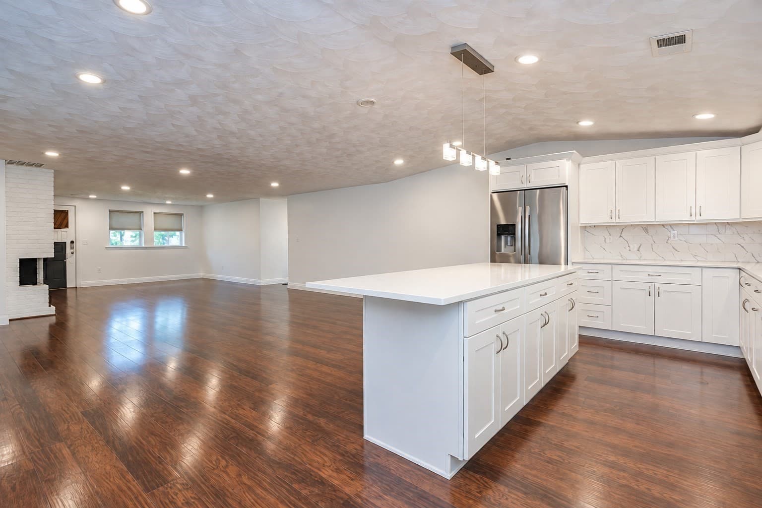 Single Family Residence at 12 Fairfield Ter, Framingham MA 01701, Framingham, photo 8 of 24