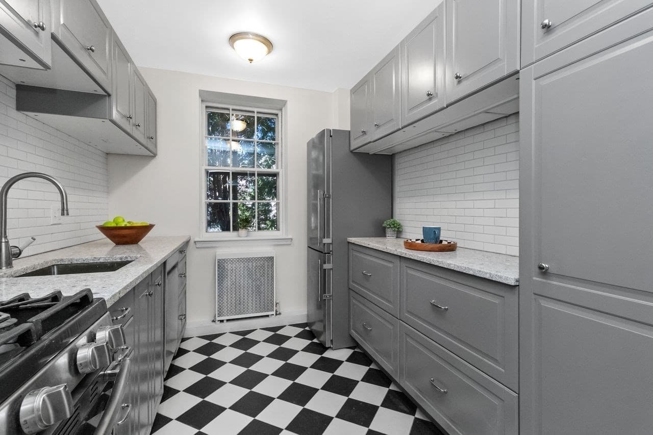 Condominium at 37 Commonwealth Ave # 12, Newton MA 01742, Newton, photo 6 of 11