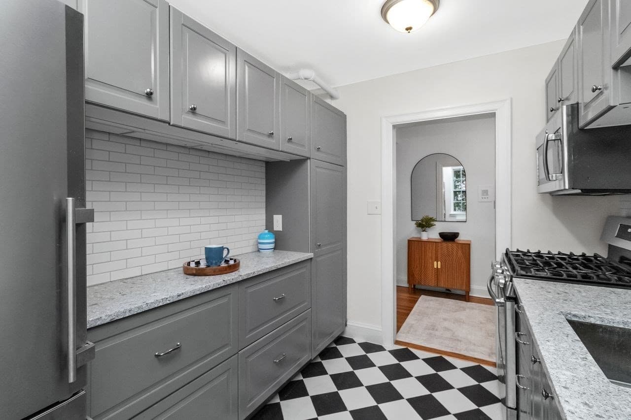 Condominium at 37 Commonwealth Ave # 12, Newton MA 01742, Newton, photo 7 of 11