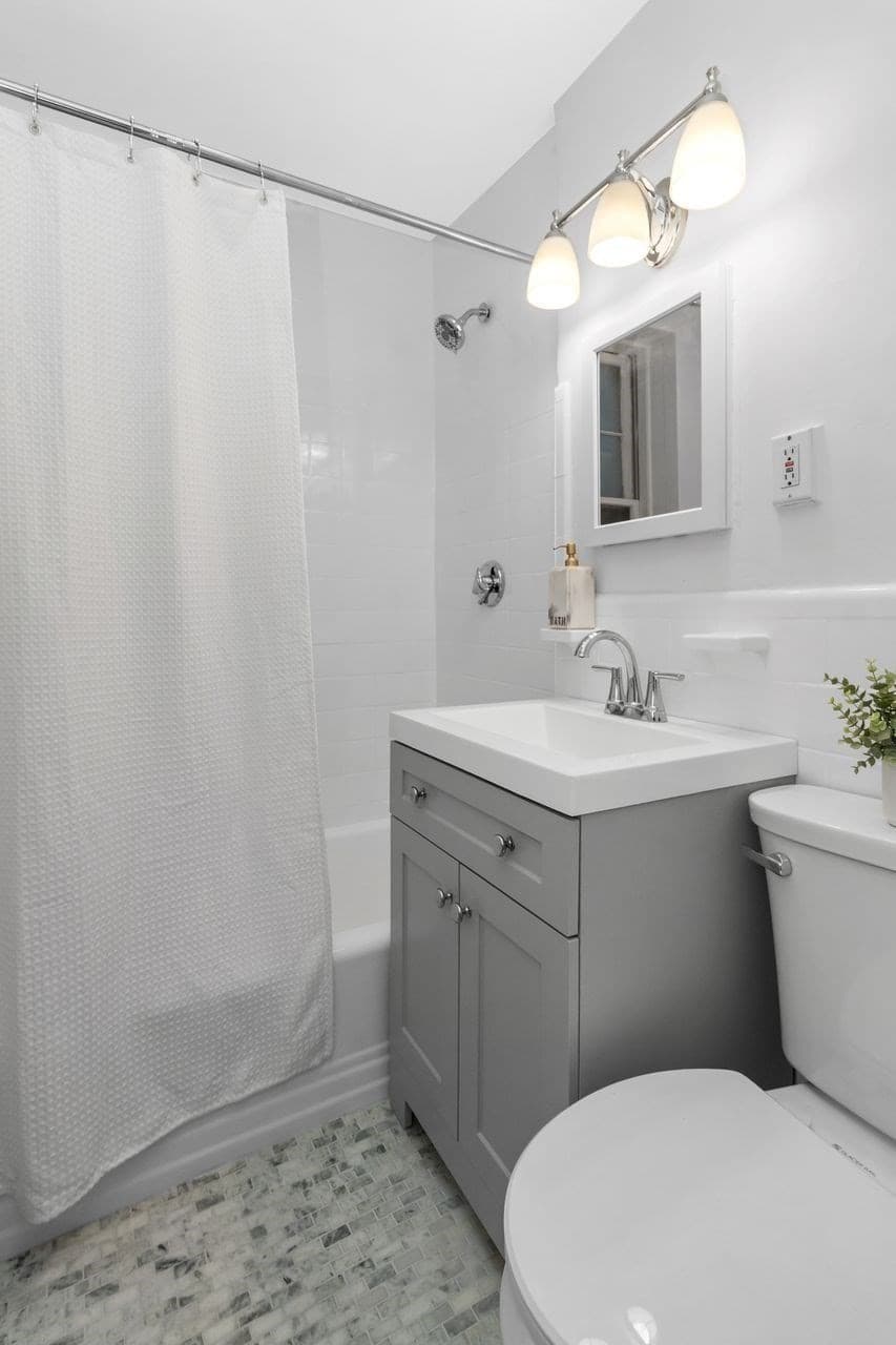 Condominium at 37 Commonwealth Ave # 12, Newton MA 01742, Newton, photo 10 of 11