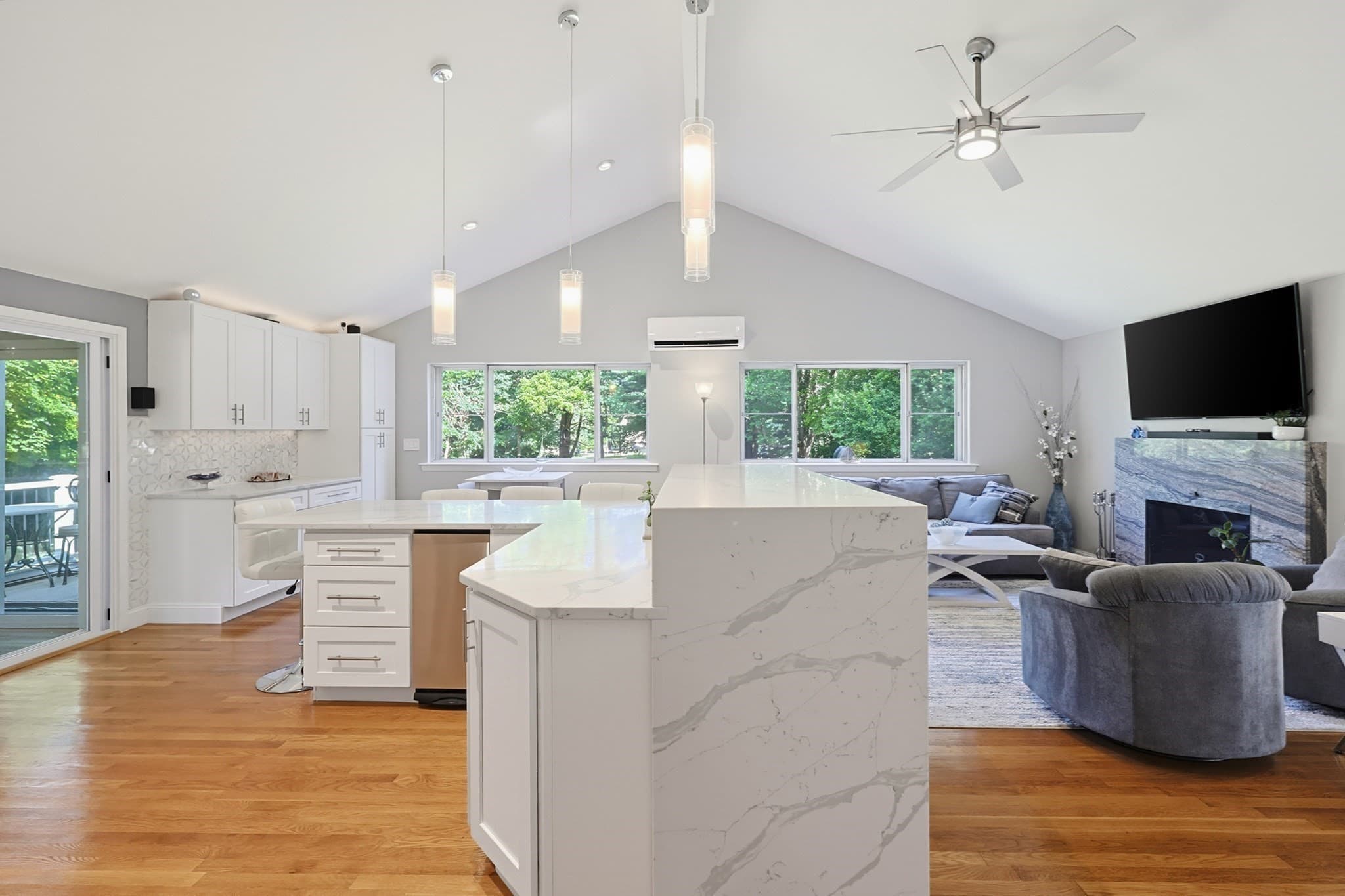 Single Family Residence at 426 Chamberlain St., Holliston MA 01746, Holliston, photo 17 of 41