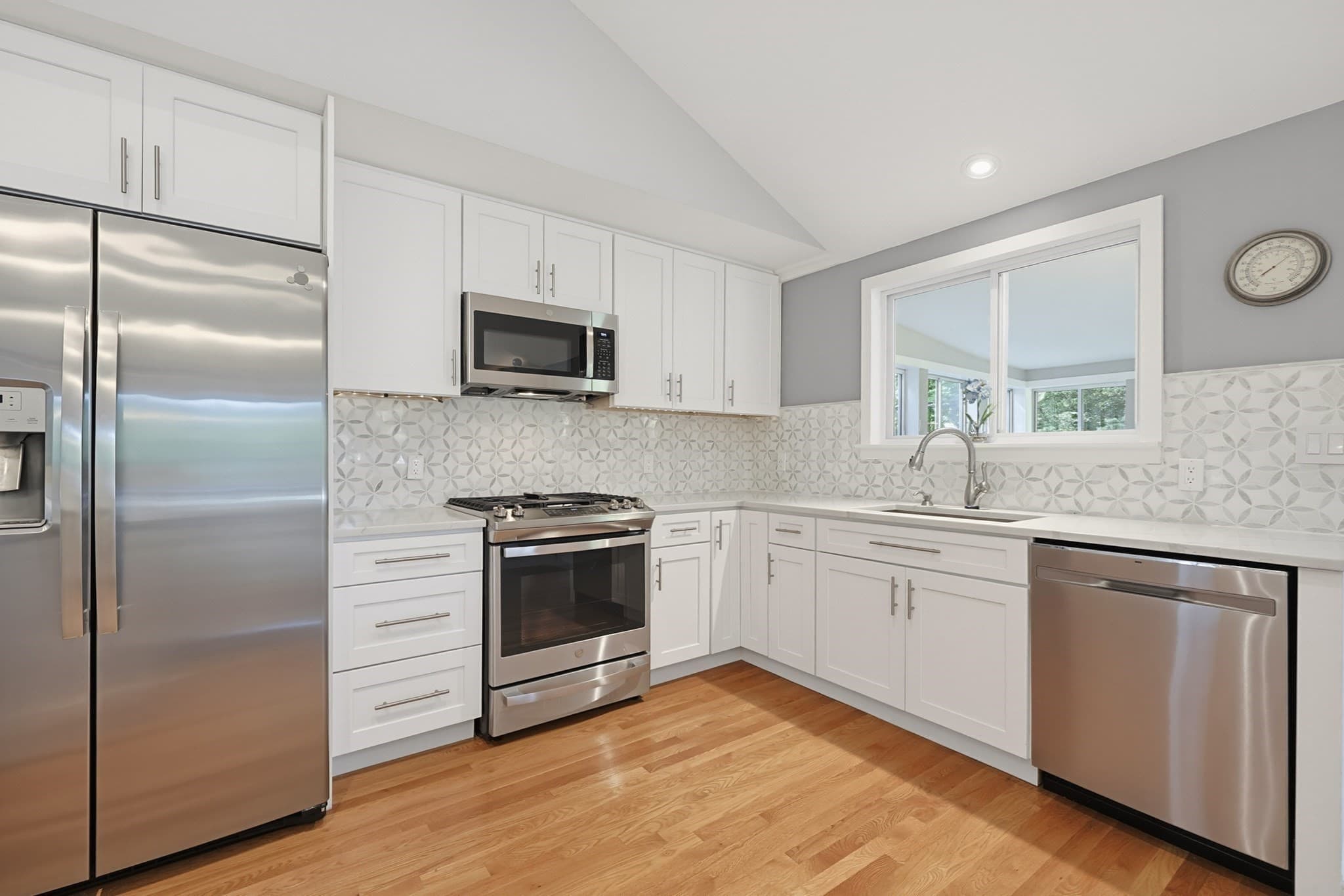 Single Family Residence at 426 Chamberlain St., Holliston MA 01746, Holliston, photo 10 of 41