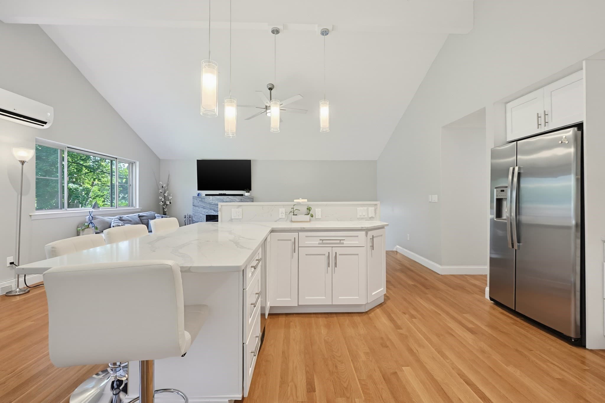 Single Family Residence at 426 Chamberlain St., Holliston MA 01746, Holliston, photo 11 of 41