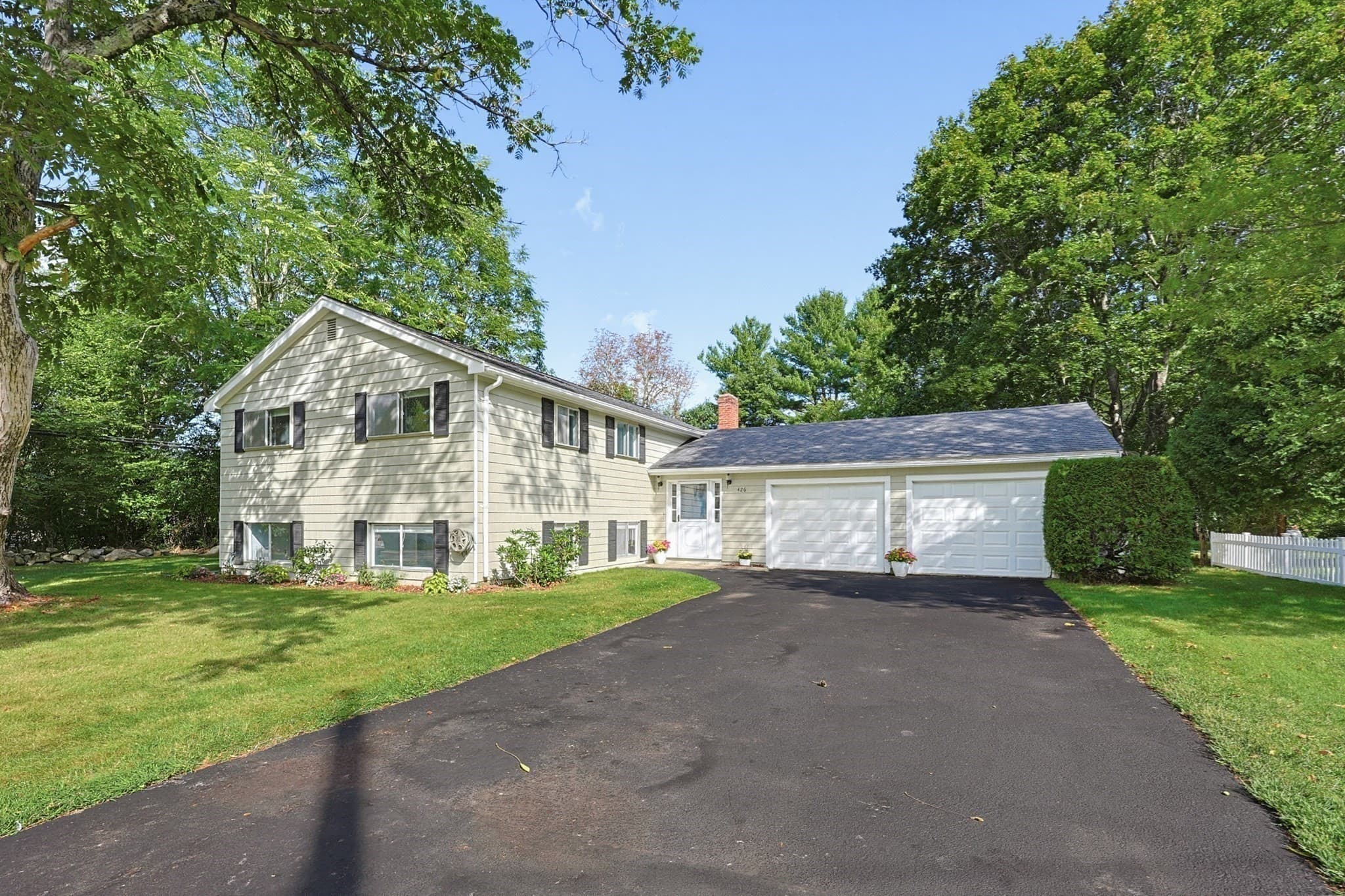 Single Family Residence at 426 Chamberlain St., Holliston MA 01746, Holliston, photo 40 of 41