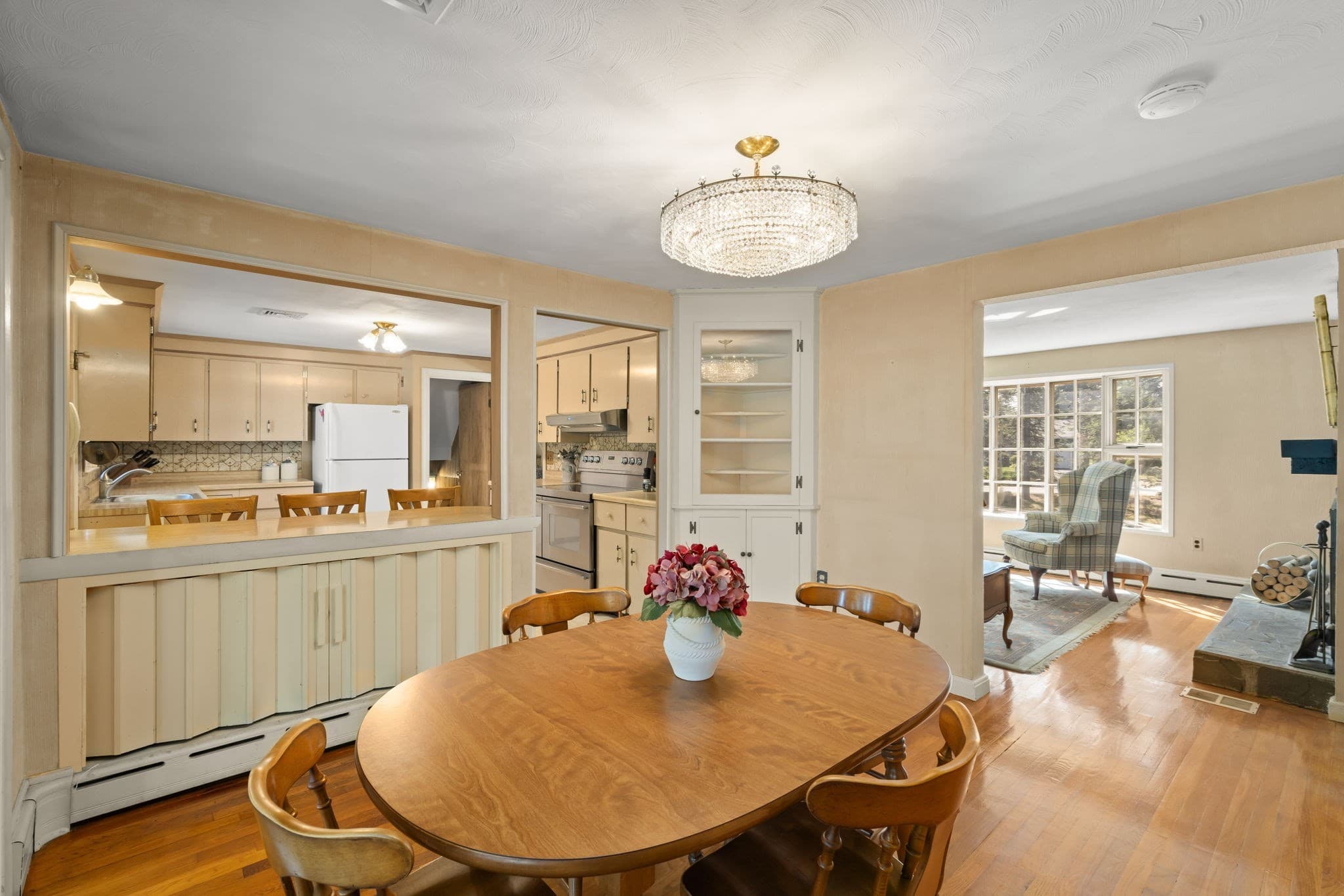 Single Family Residence at 121 Wentworth Street, Dedham MA 02026, Dedham, photo 7 of 29