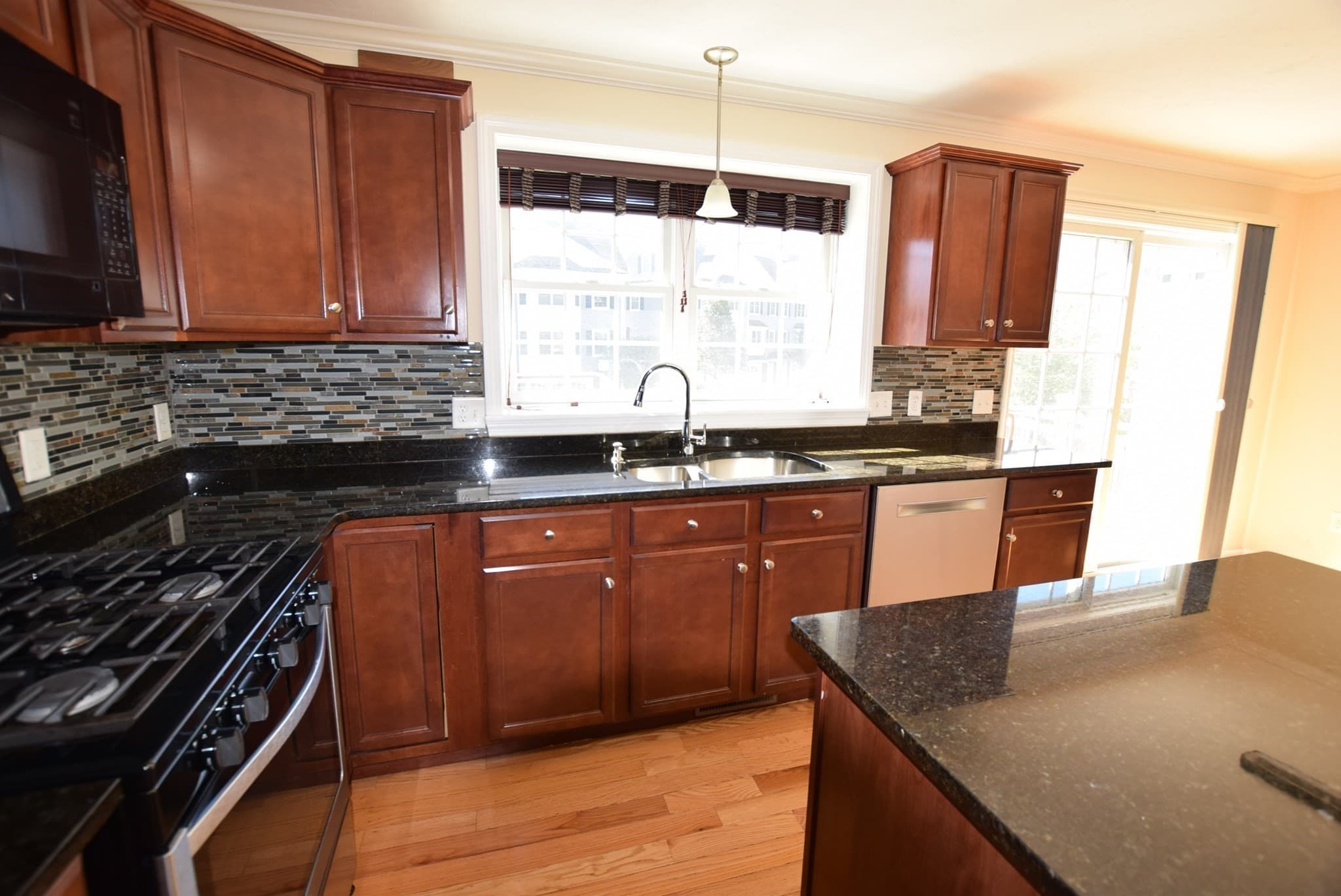 Condominium at 1975 Middlesex St # 28, Lowell MA 01851, Lowell, photo 3 of 17