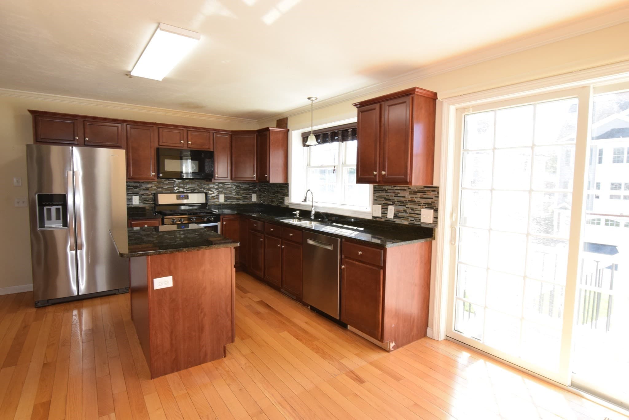 Condominium at 1975 Middlesex St # 28, Lowell MA 01851, Lowell, photo 4 of 17