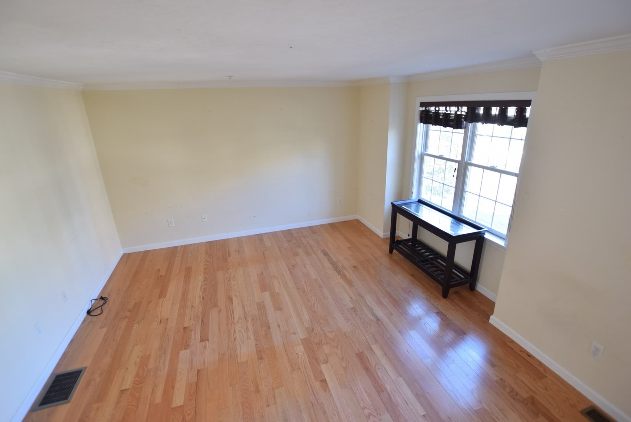 Condominium at 1975 Middlesex St # 28, Lowell MA 01851, Lowell, photo 8 of 17