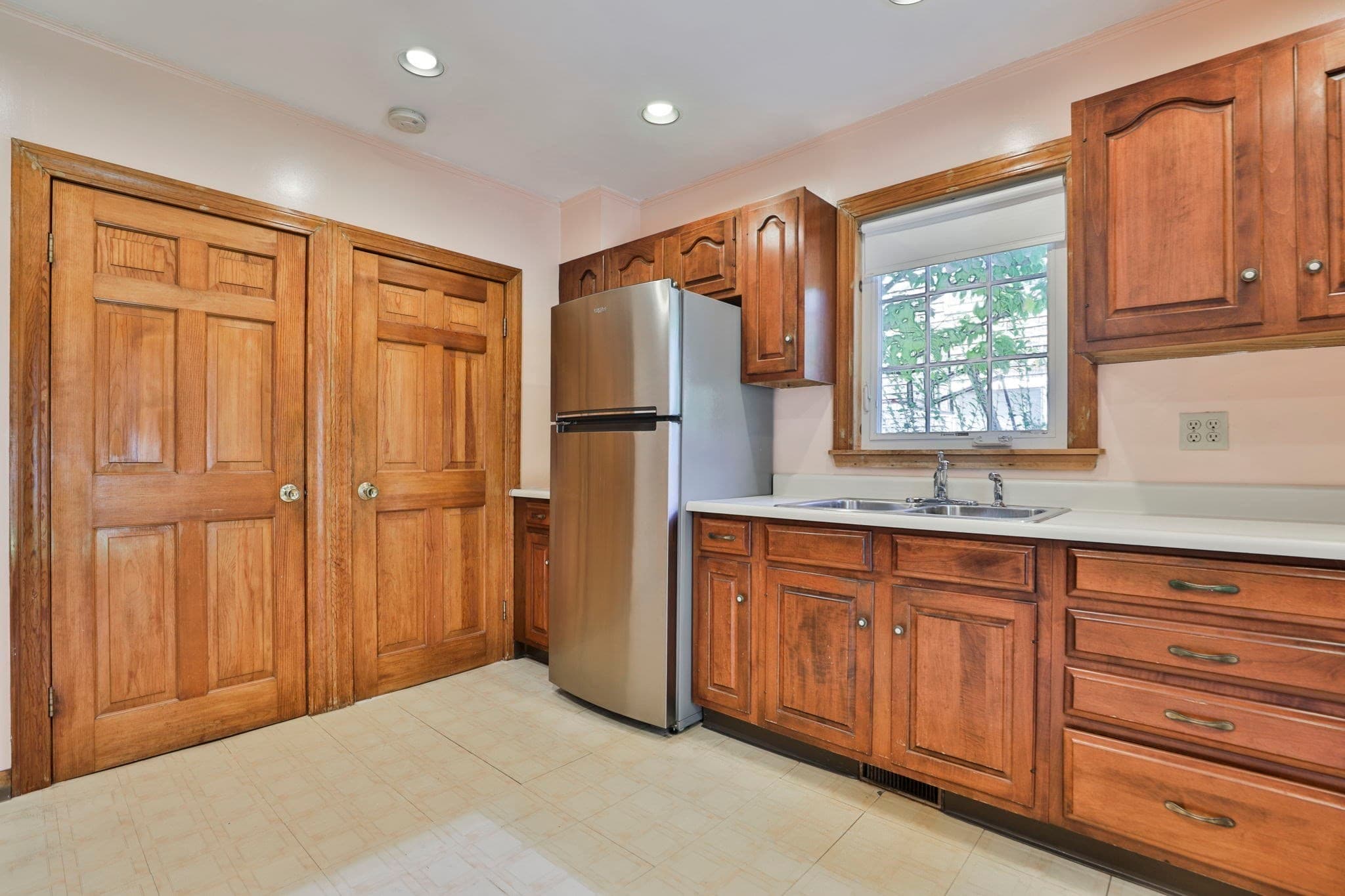 Single Family Residence at 13 Collins St, Newburyport MA 01950, Newburyport, photo 20 of 32