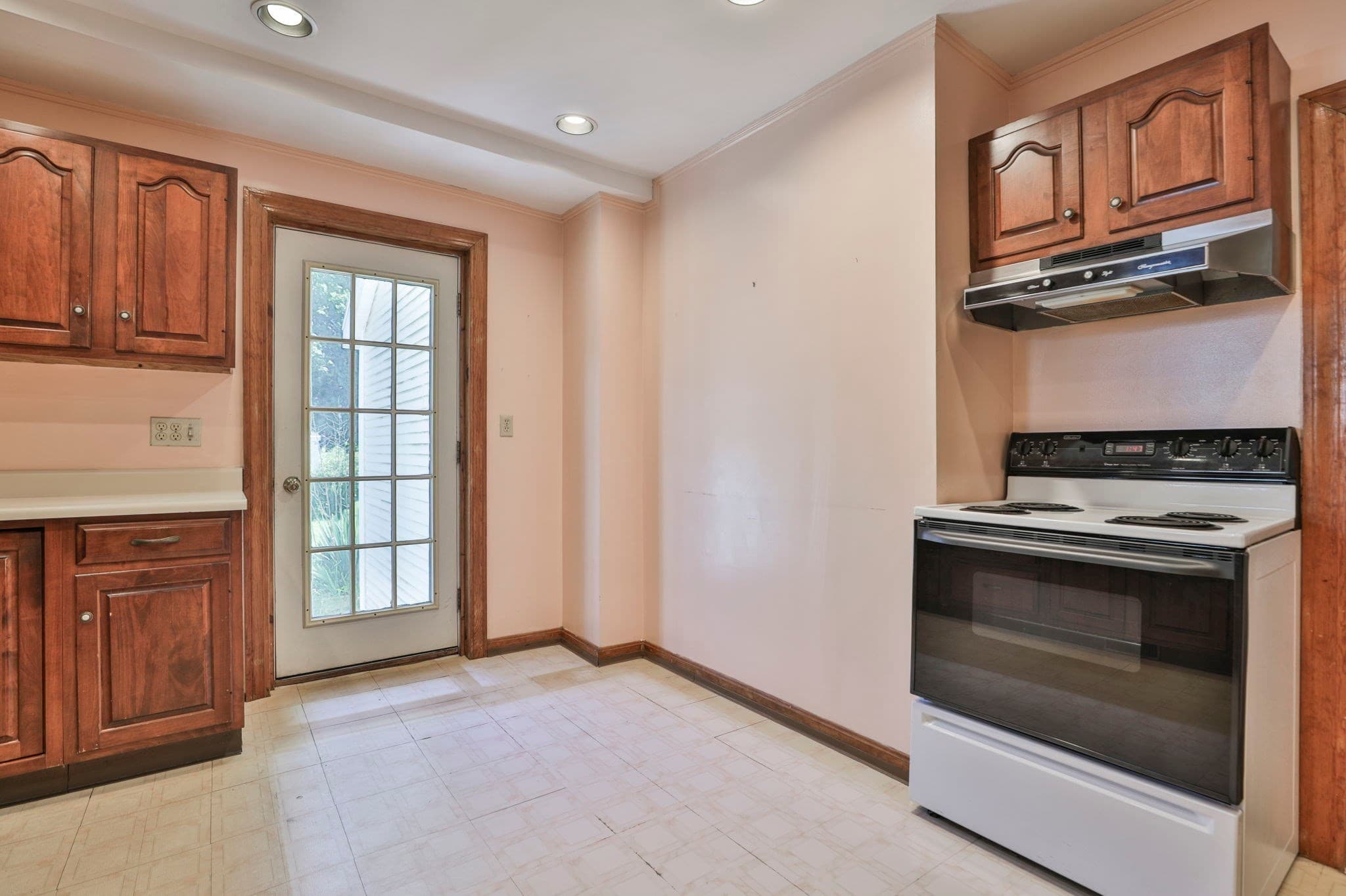 Single Family Residence at 13 Collins St, Newburyport MA 01950, Newburyport, photo 21 of 32