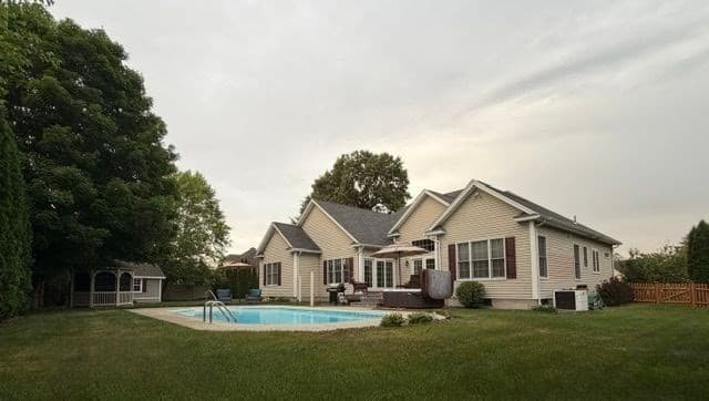 Single Family Residence at 315 Munger Hill Rd, Westfield MA 01085, Westfield, photo 5 of 40