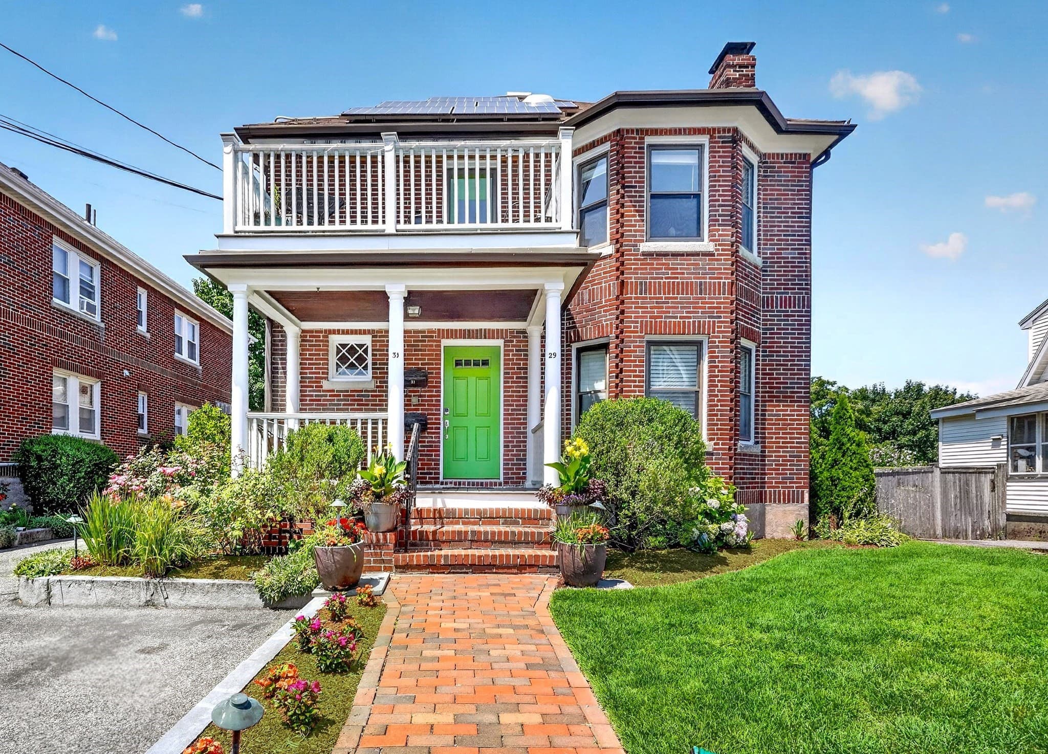 29-31 Jackson Ter # 29, Newton MA 02458