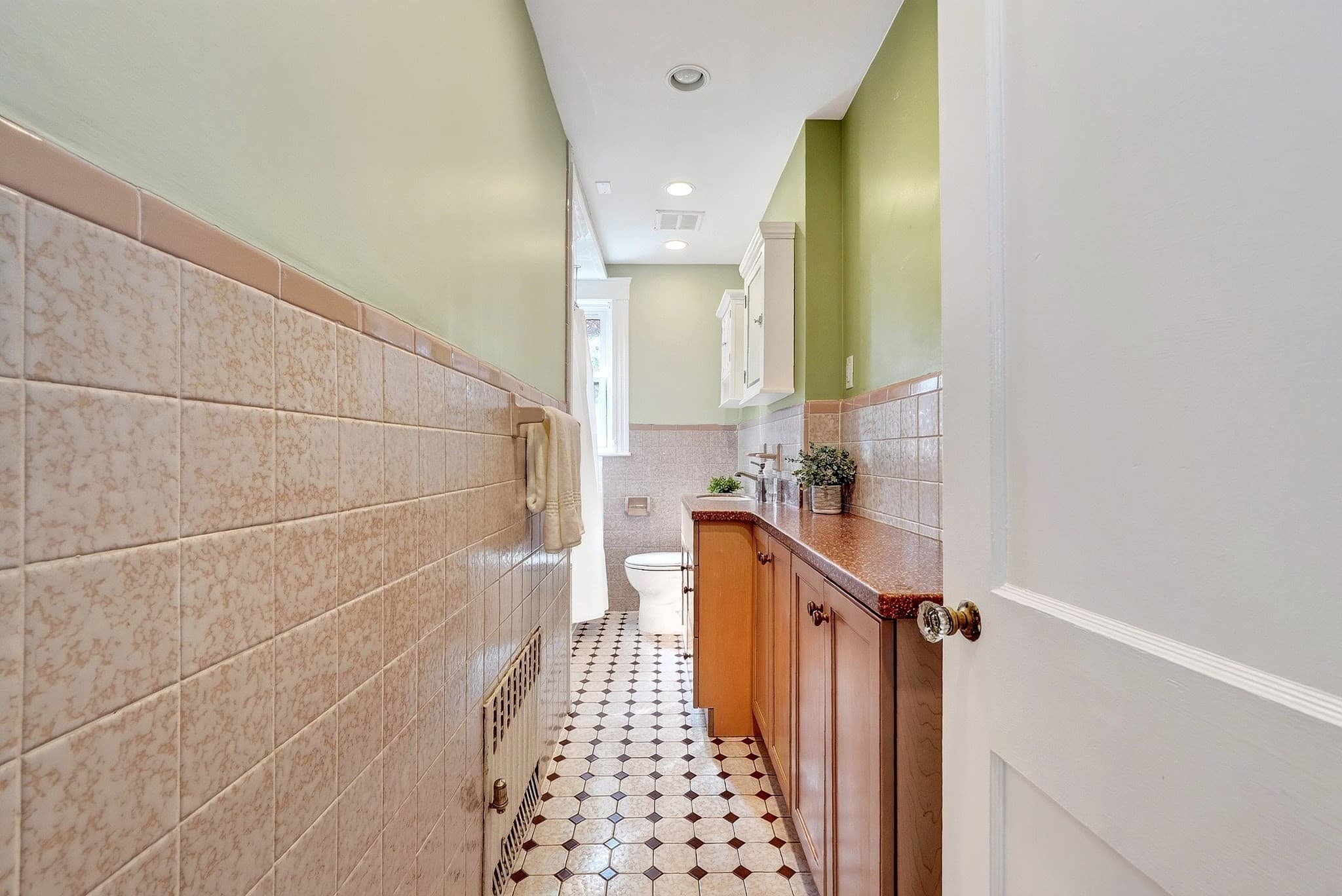 Condominium at 29-31 Jackson Ter # 29, Newton MA 02458, Newton, photo 24 of 42