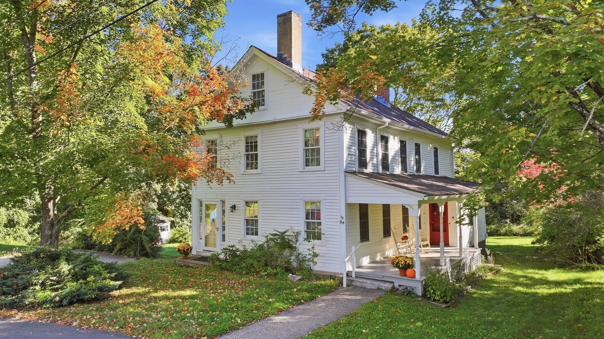 84 Maple Street, Oakham MA 01068