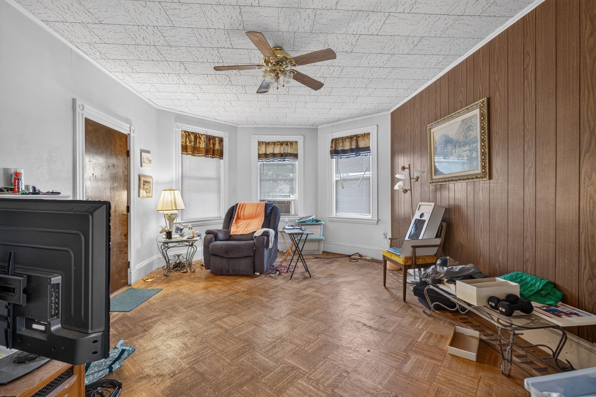 3 Family at 28 Gibbens St, Somerville MA 02143, Somerville, photo 7 of 21