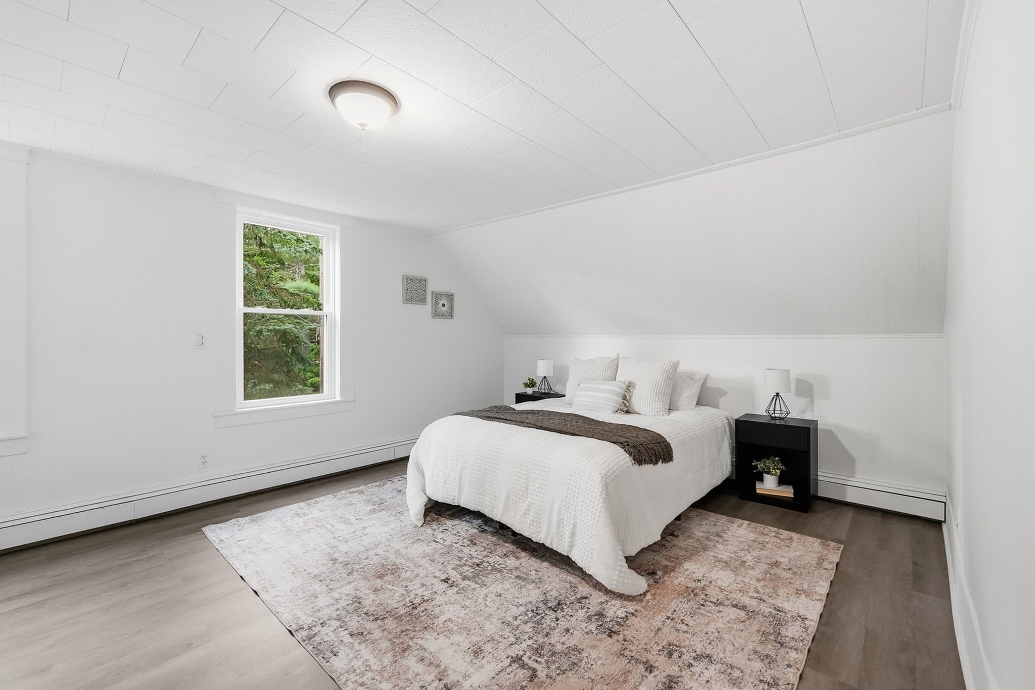 Single Family Residence at 384 Mill St, Gardner MA 01440, Gardner, photo 14 of 21