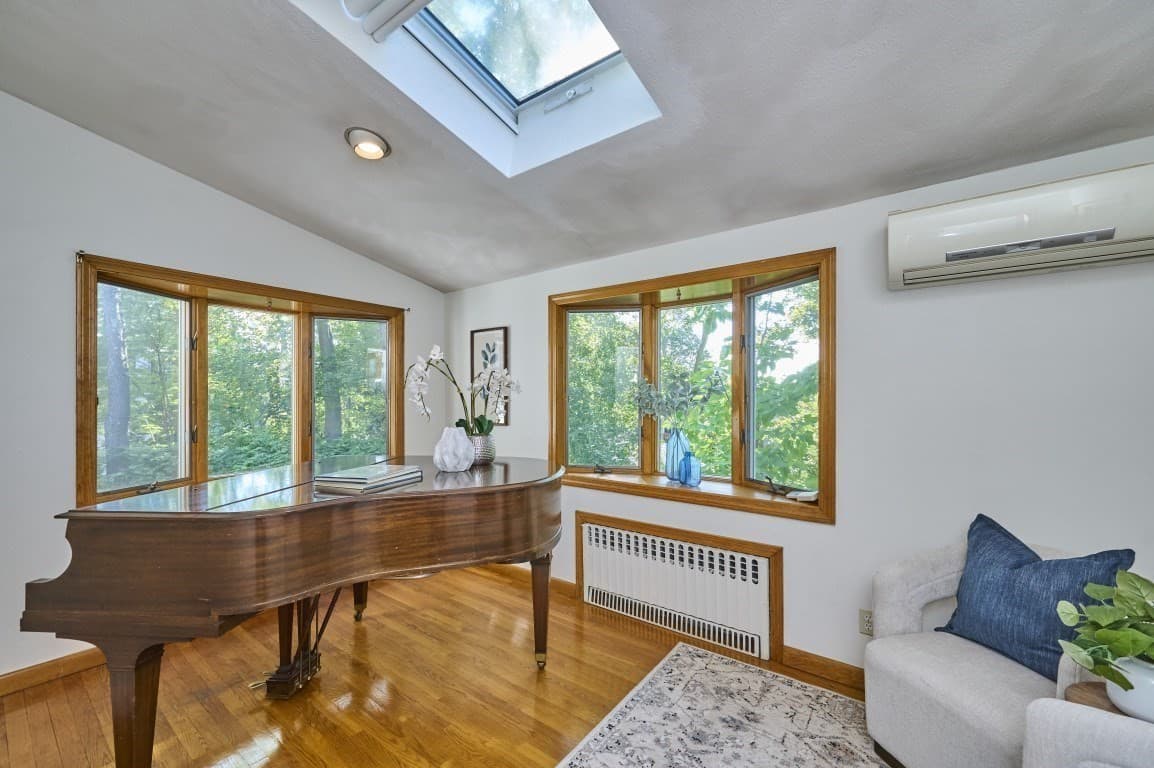 Single Family Residence at 9 Princeton St, Newton MA 02458, Newton, photo 11 of 30
