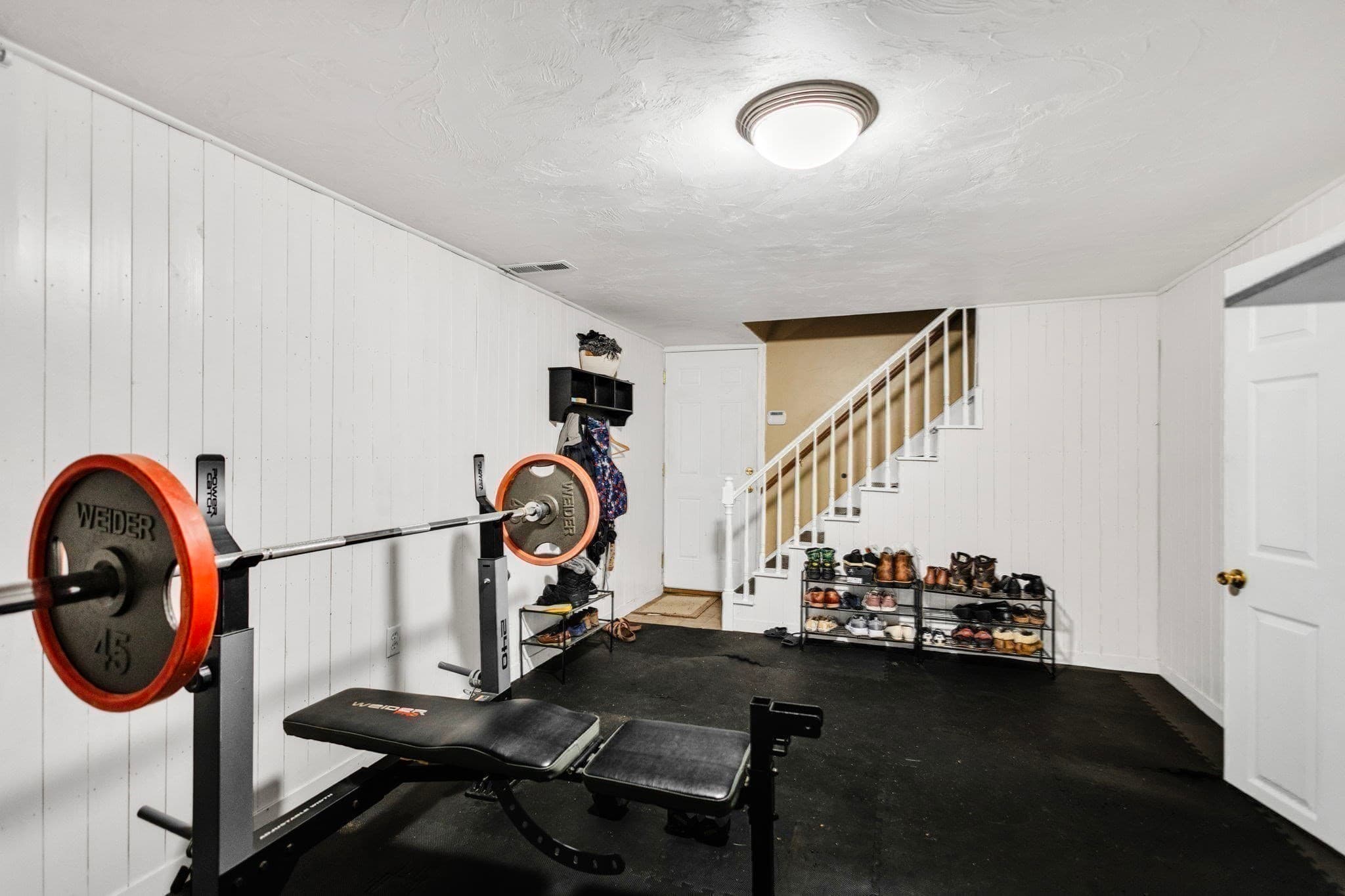 Single Family Residence at 4 Stratton Rd, Hudson MA 01749, Hudson, photo 23 of 41