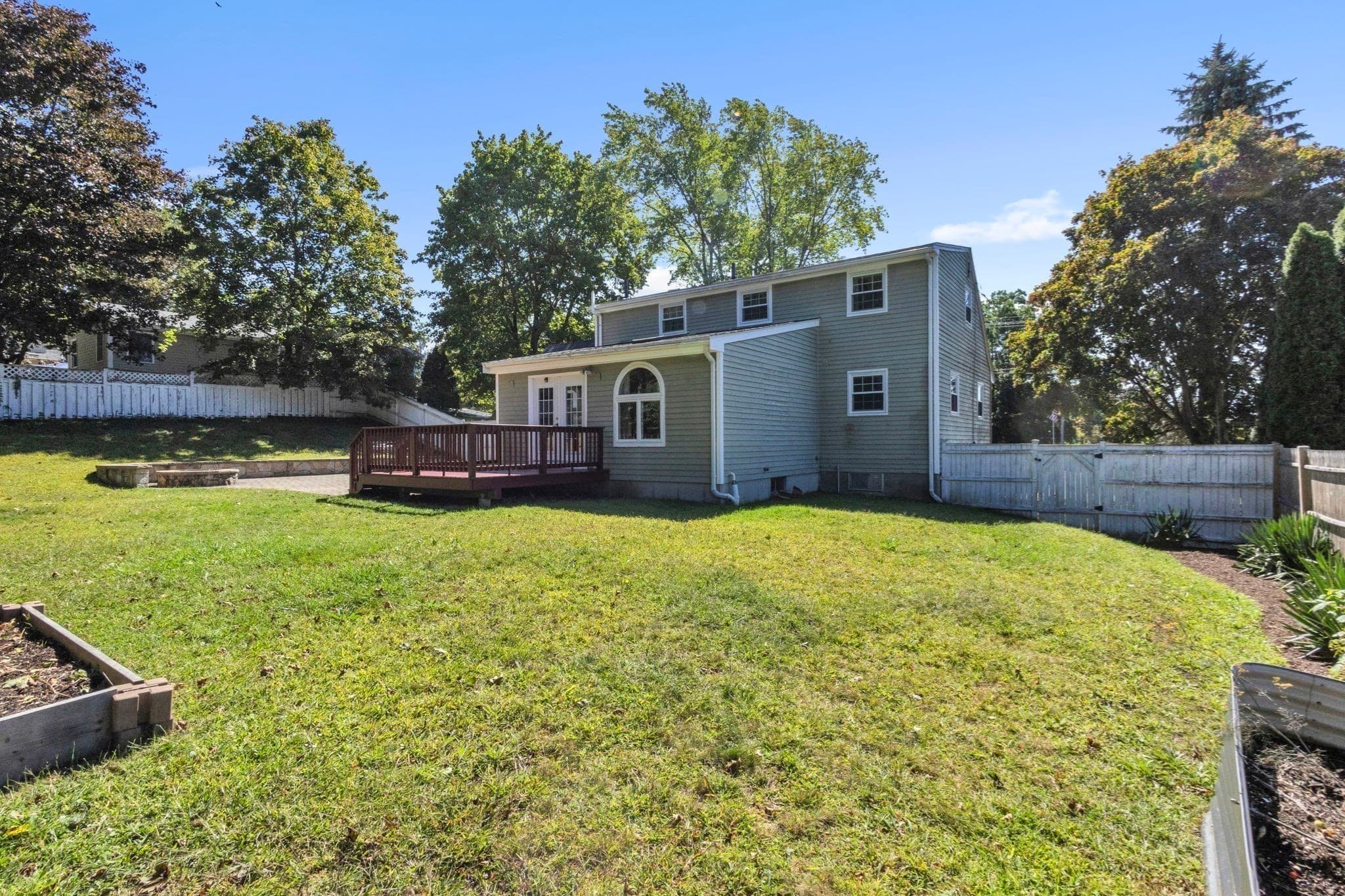 Single Family Residence at 4 Stratton Rd, Hudson MA 01749, Hudson, photo 36 of 41