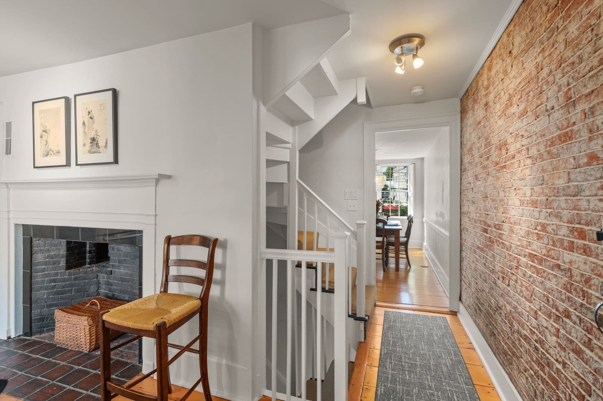 2 Family - 2 Units Up/Down at 41 Middle St, Newburyport MA 01950, Newburyport, photo 18 of 35
