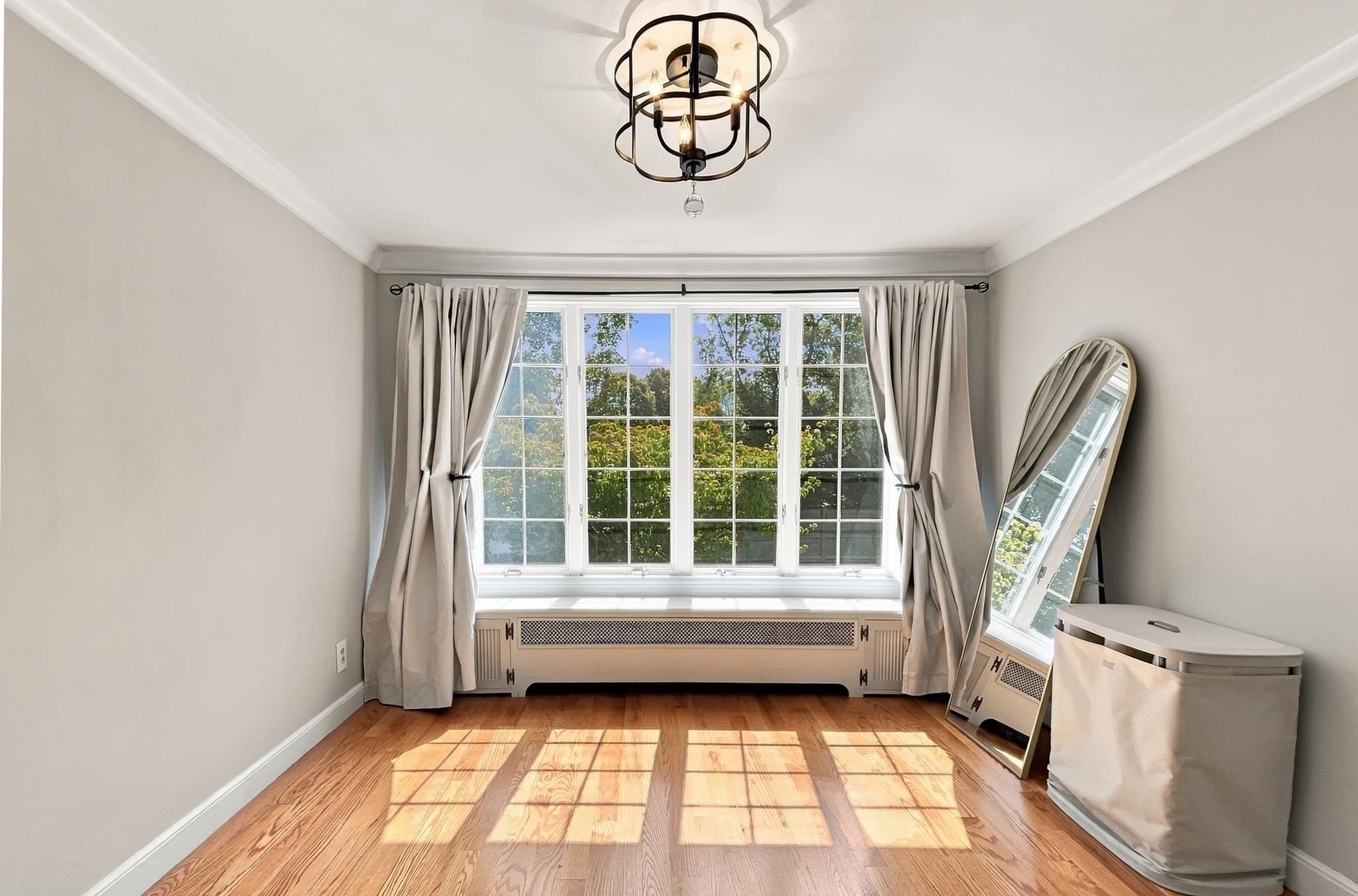 Single Family Residence at 17 Elise Ave, Dracut MA 01826, Dracut, photo 16 of 30