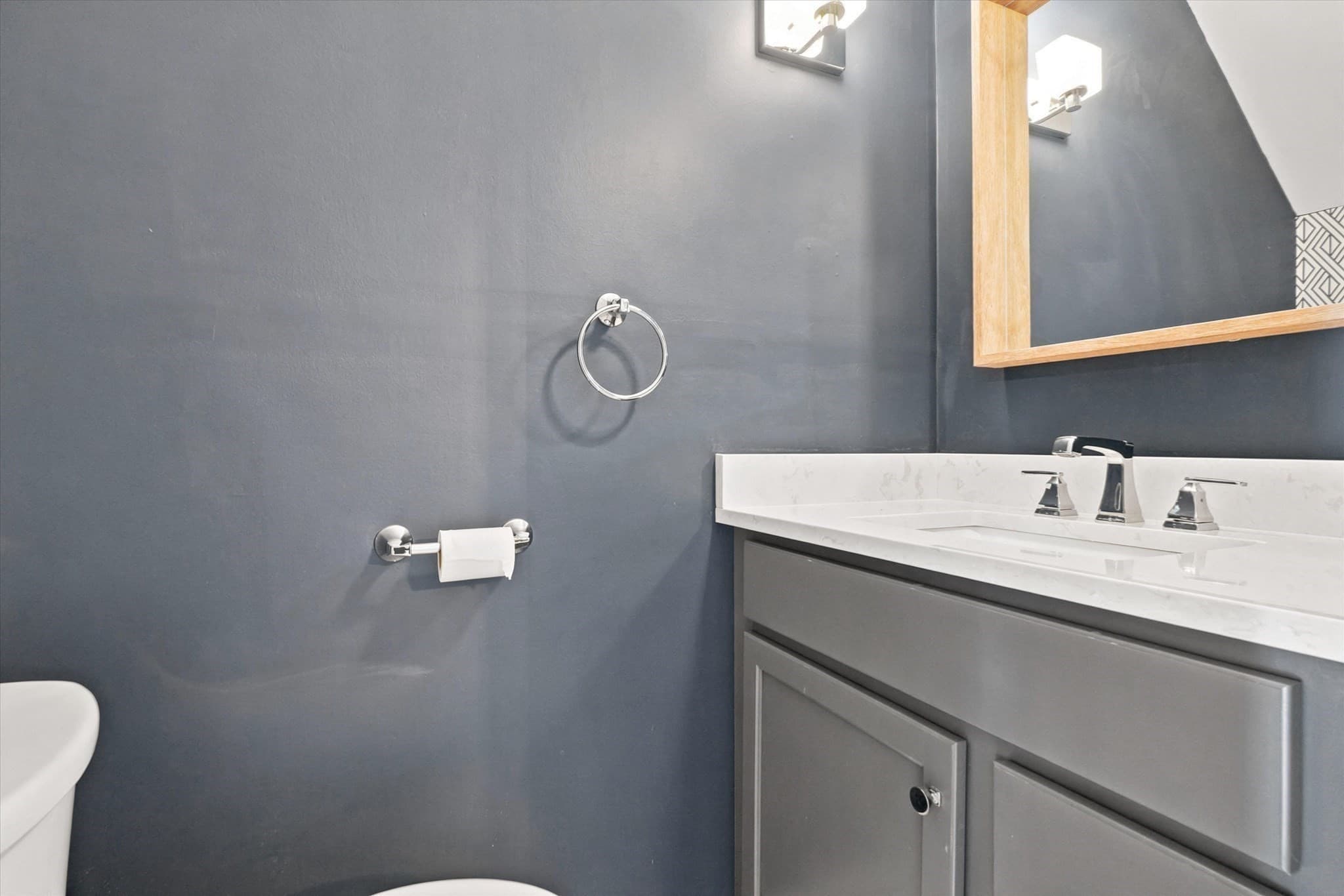 Condominium at 104 Windsor Drive # 104, Framingham MA 01701, Framingham, photo 26 of 39