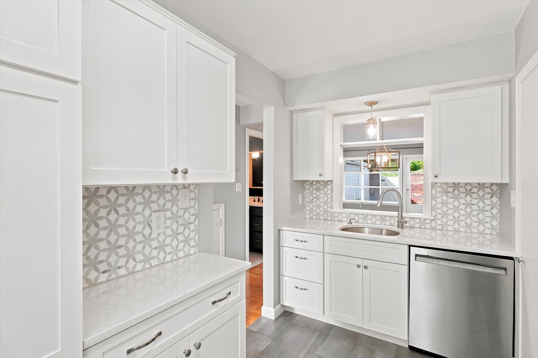 Condominium at 104 Windsor Drive # 104, Framingham MA 01701, Framingham, photo 9 of 39