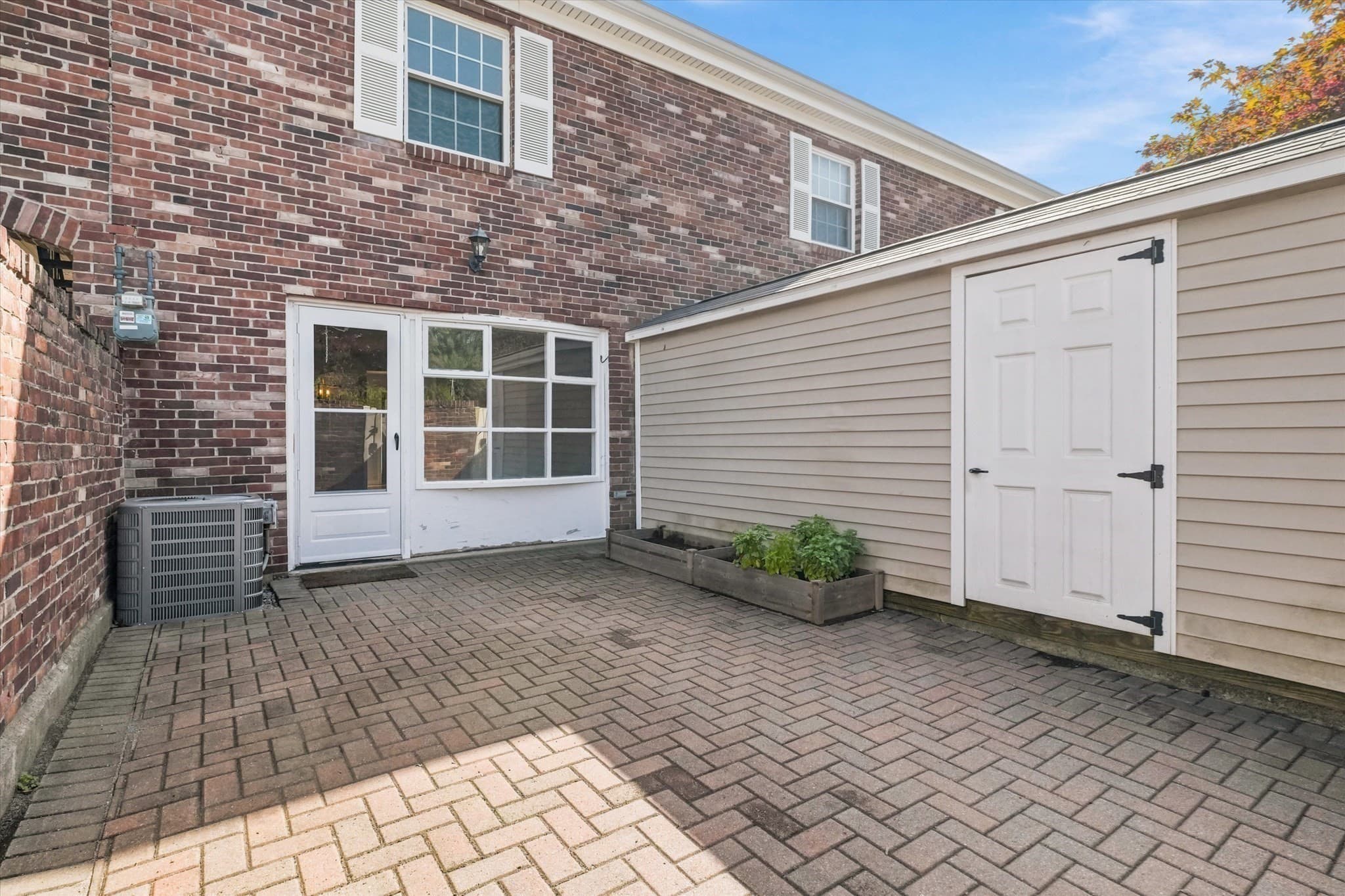 Condominium at 104 Windsor Drive # 104, Framingham MA 01701, Framingham, photo 30 of 39