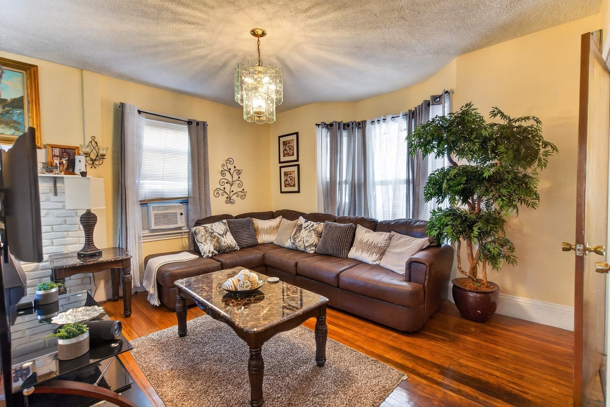Multi Family at 445 Walnut Ave, Boston MA 02130, Boston, photo 3 of 42