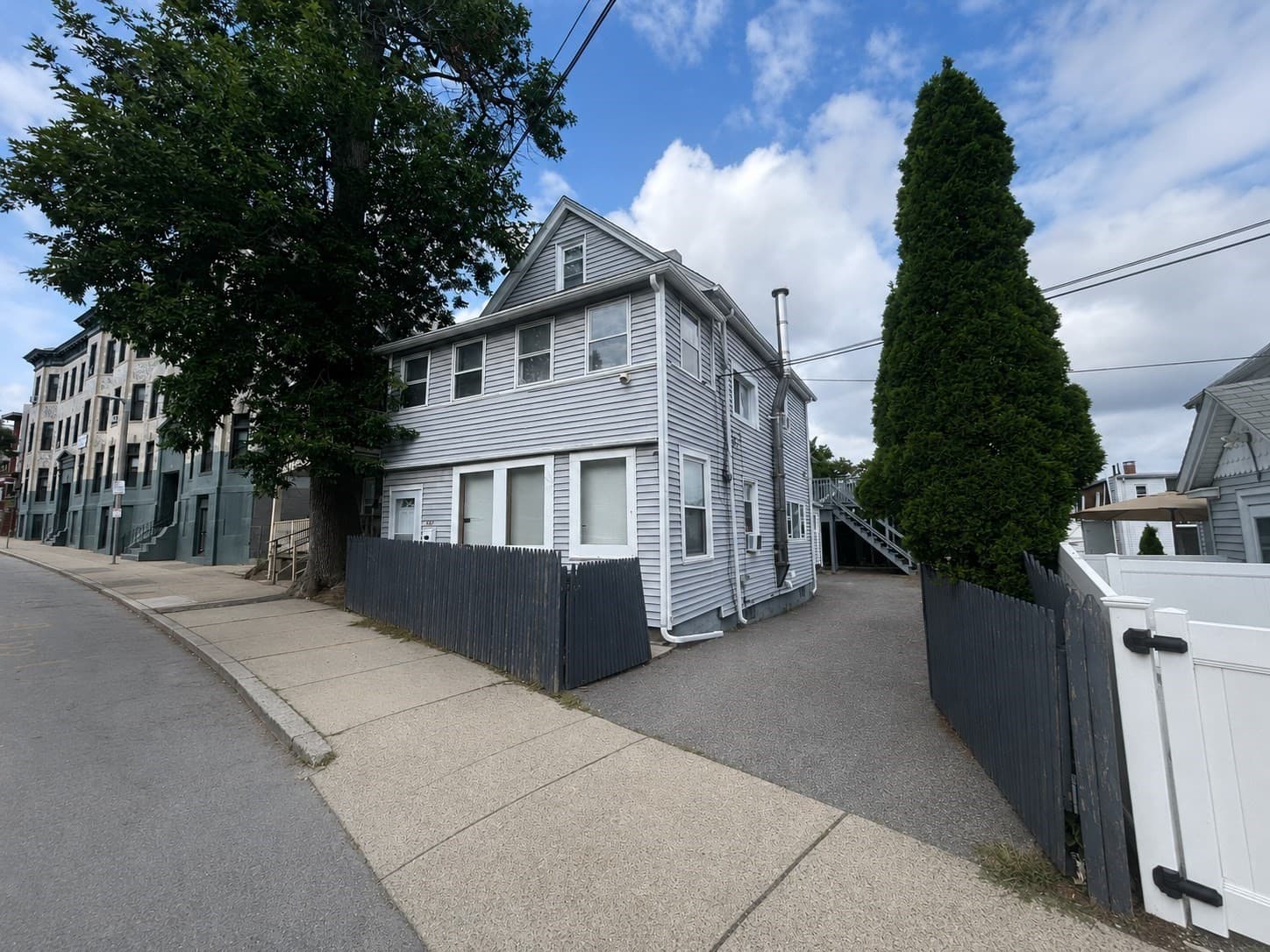 445 Walnut Ave, Boston MA 02130