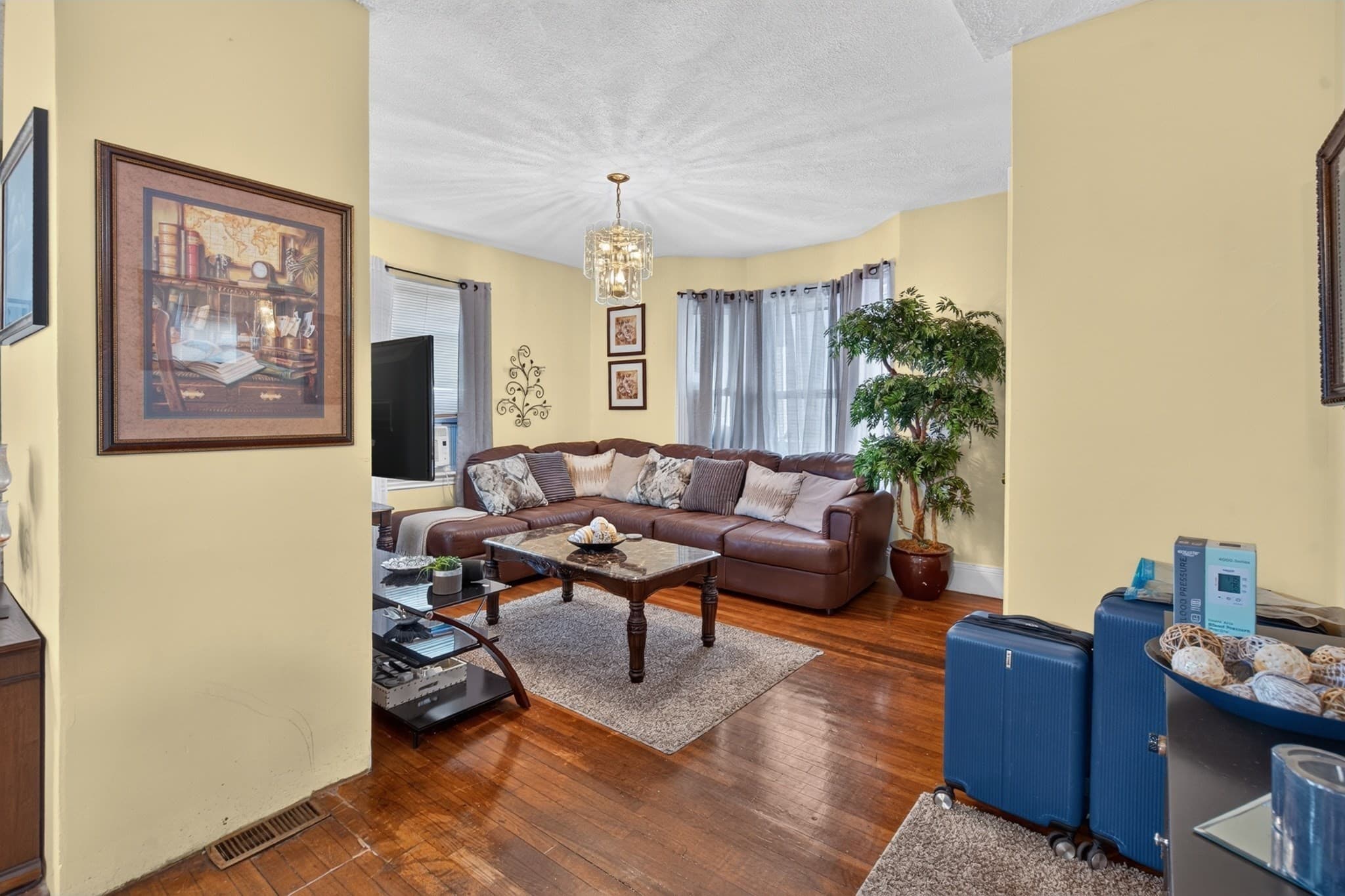 Multi Family at 445 Walnut Ave, Boston MA 02130, Boston, photo 4 of 42