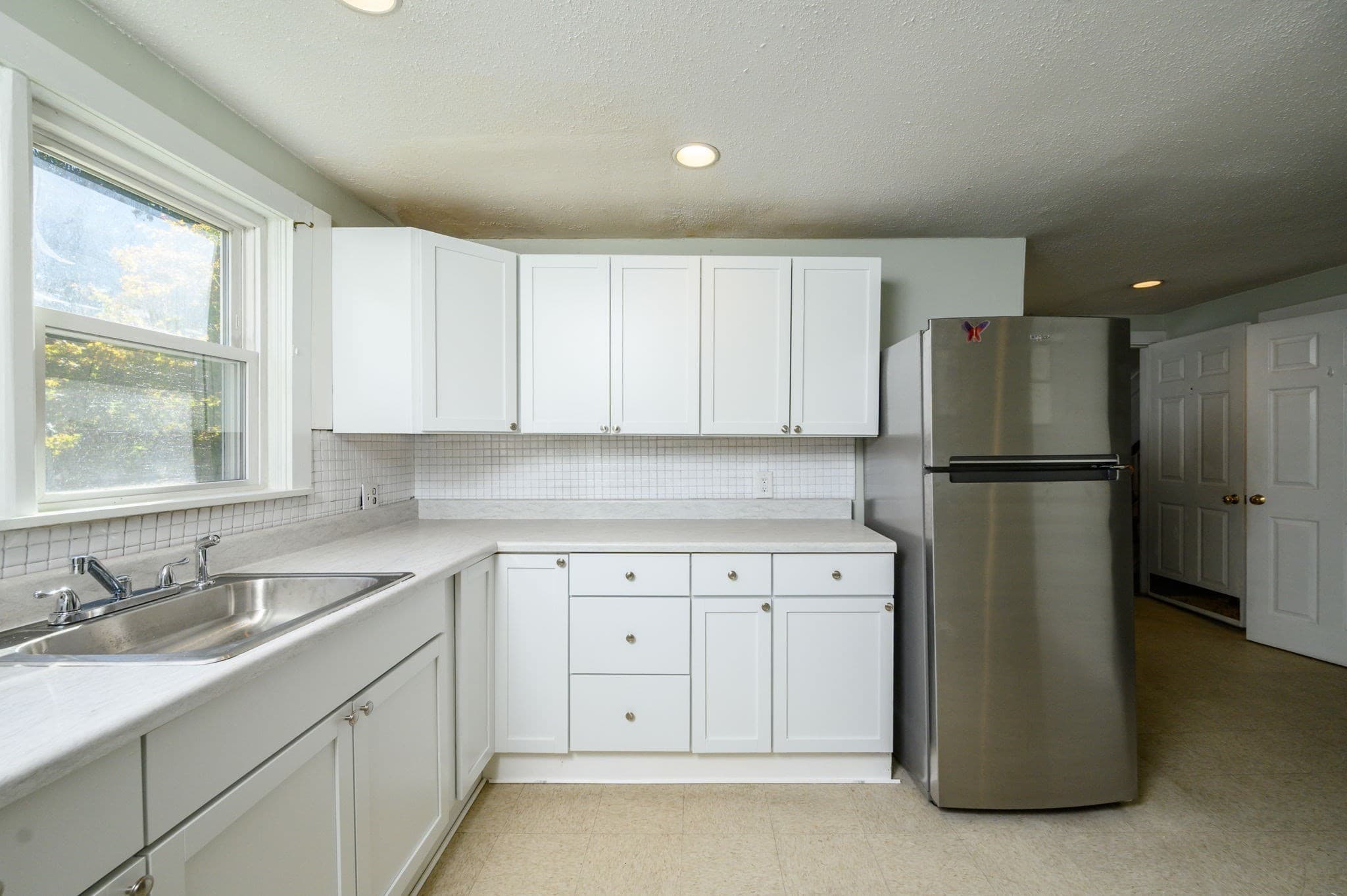 4 Family - 4 Units Up/Down at 47 - 49 Middle Street, Braintree MA 02184, photo 4 of 39
