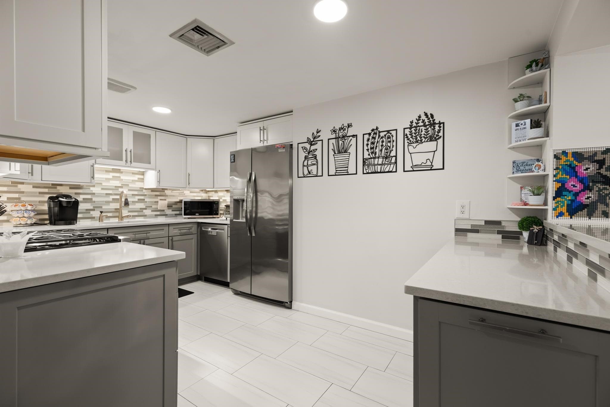 Condominium at 345 Place Ln # 345, Woburn MA 01801, Woburn, photo 15 of 38