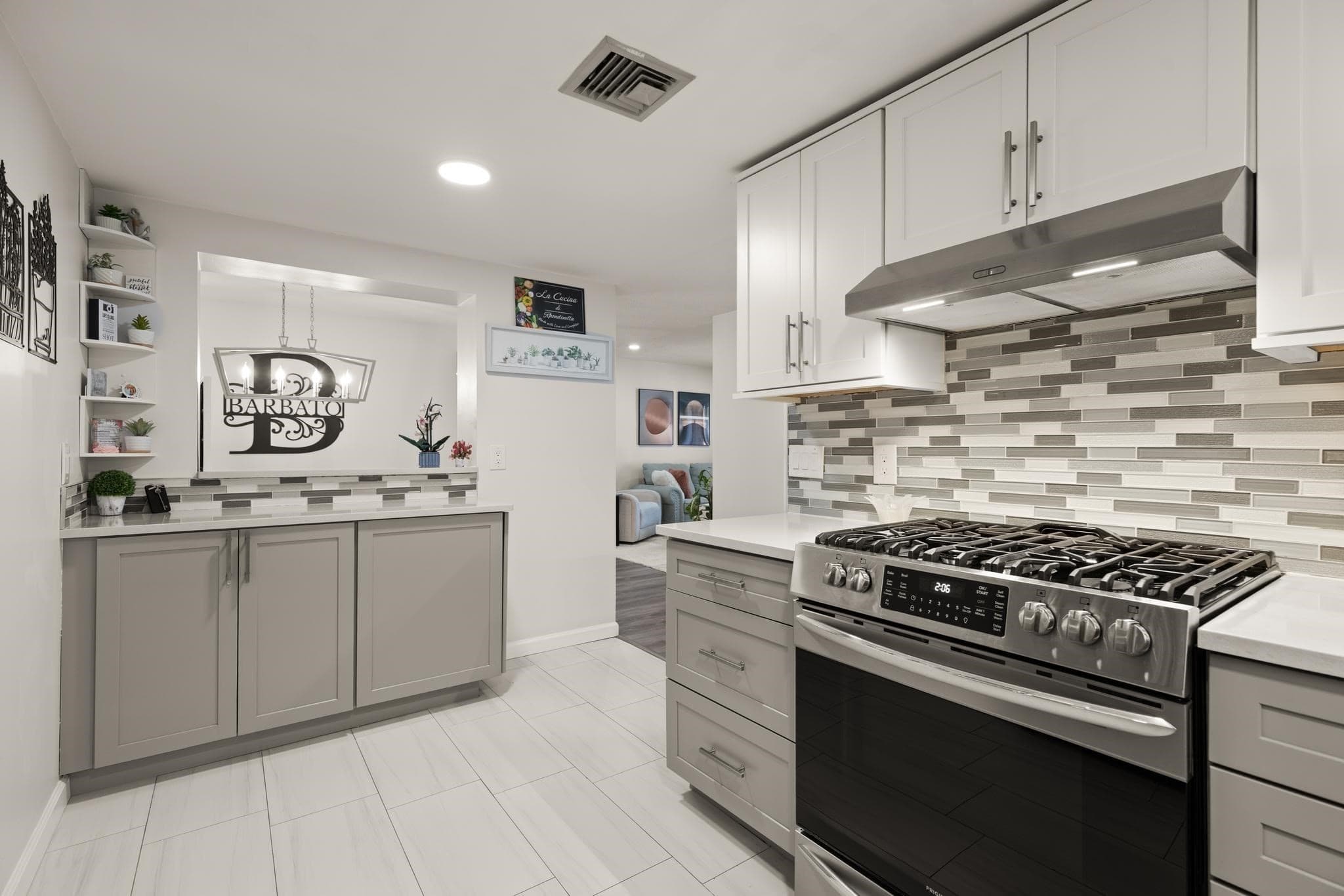 Condominium at 345 Place Ln # 345, Woburn MA 01801, Woburn, photo 19 of 38