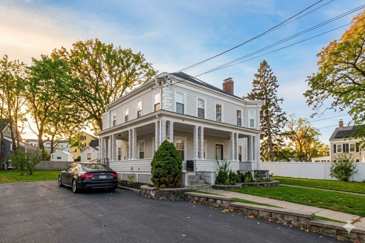 29-31 Middlesex St # 1, Chelmsford MA 01863