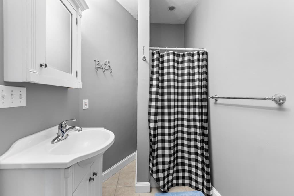Condominium at 29-31 Middlesex St # 1, Chelmsford MA 01863, Chelmsford, photo 20 of 30