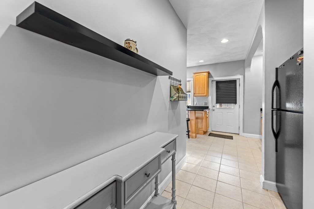 Condominium at 29-31 Middlesex St # 1, Chelmsford MA 01863, Chelmsford, photo 8 of 30