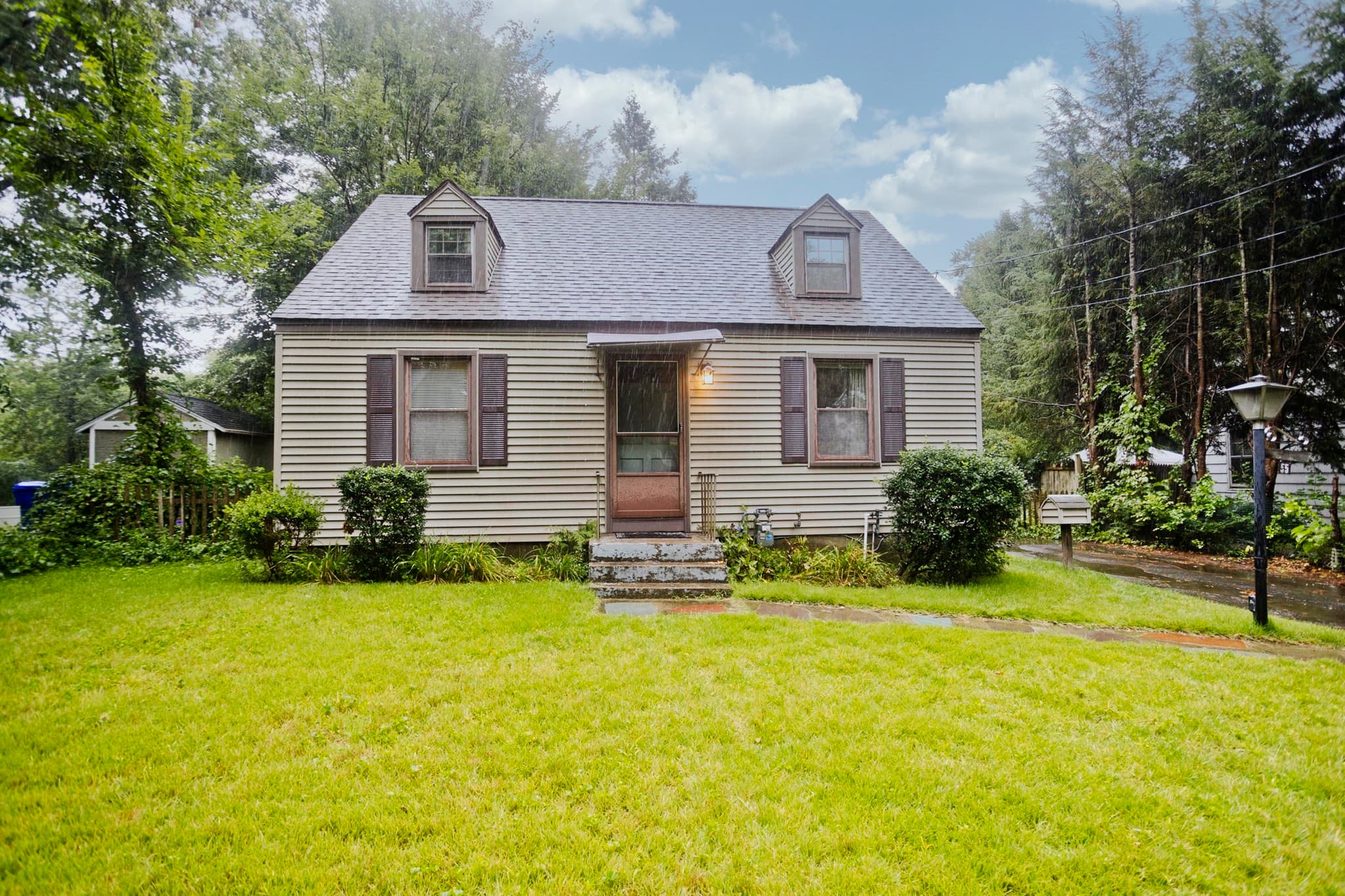 Single Family Residence at 55 Arden St, Springfield MA 01118, Springfield, photo 2 of 32