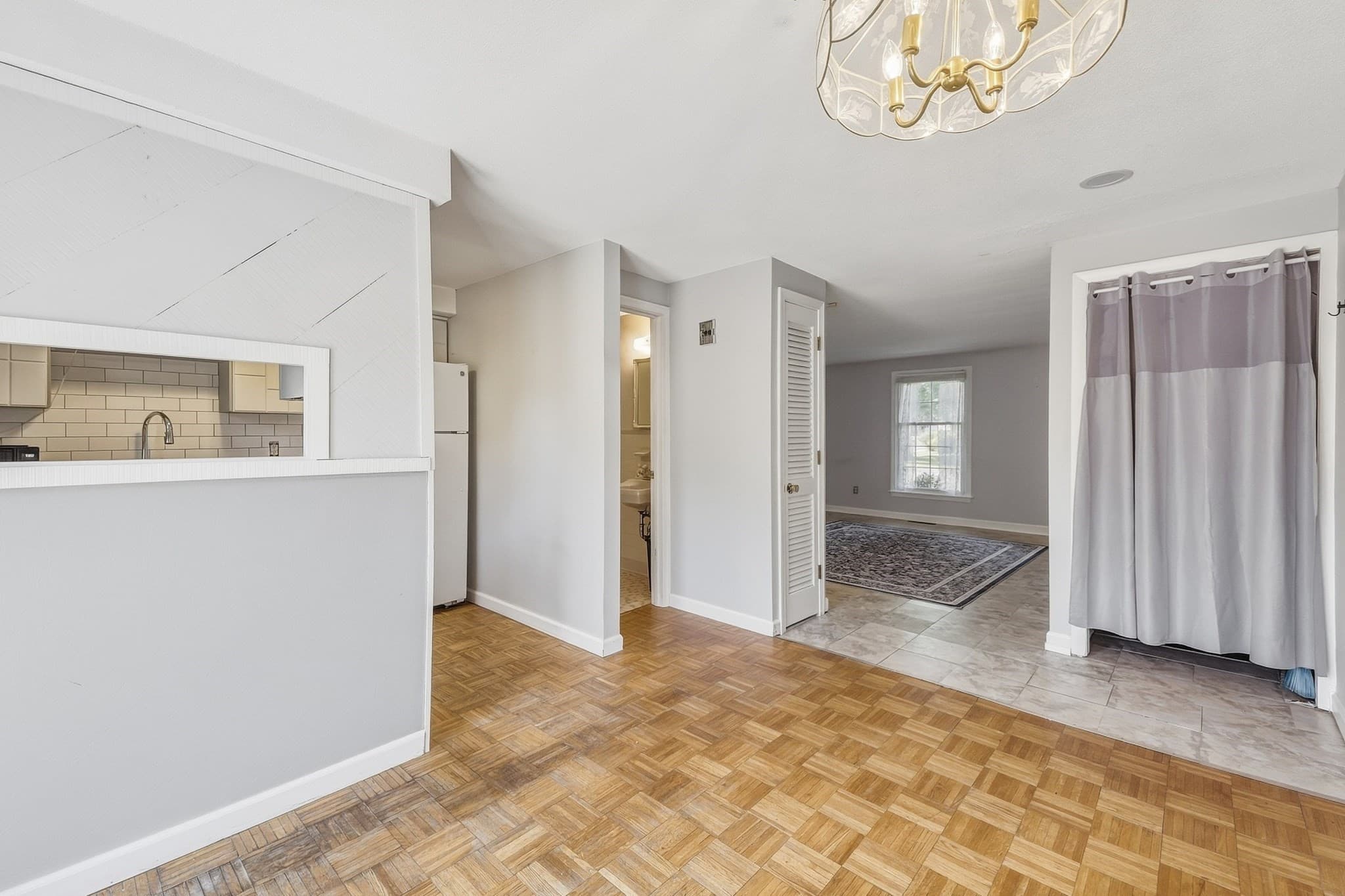 Condominium at 152 Corey Colonial # 152, Agawam MA 01001, Agawam, photo 14 of 26