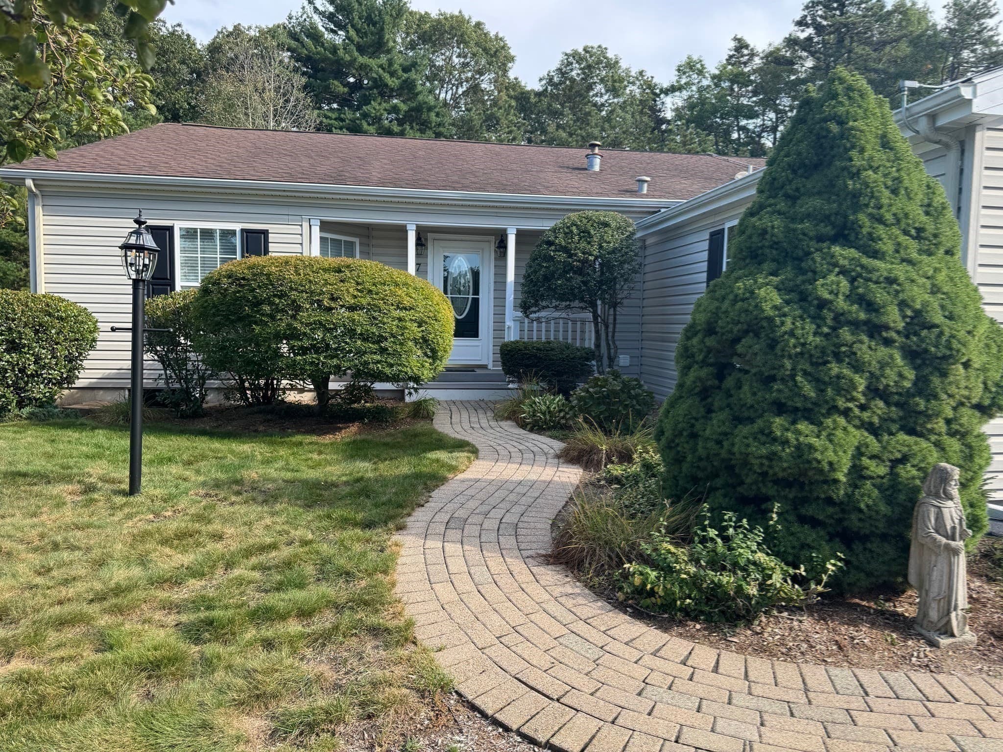 Mobile Home at 7 Alec Lane, Plymouth MA 02360, Plymouth, photo 2 of 8